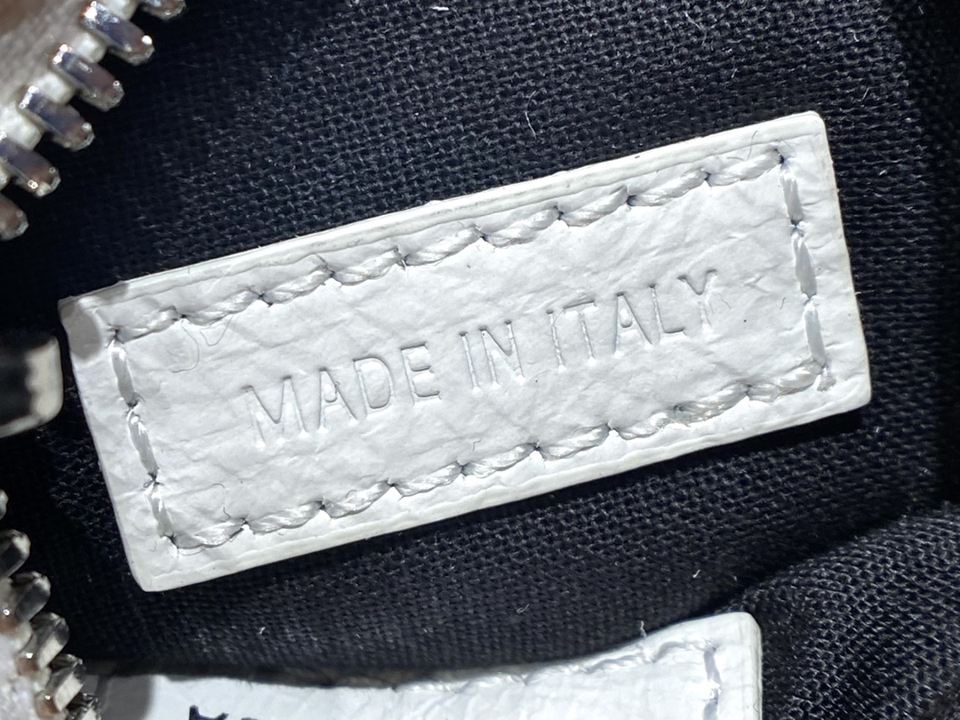 Balenciaga 秋冬新款 Le Cagole 33CM 月牙包 671307白色