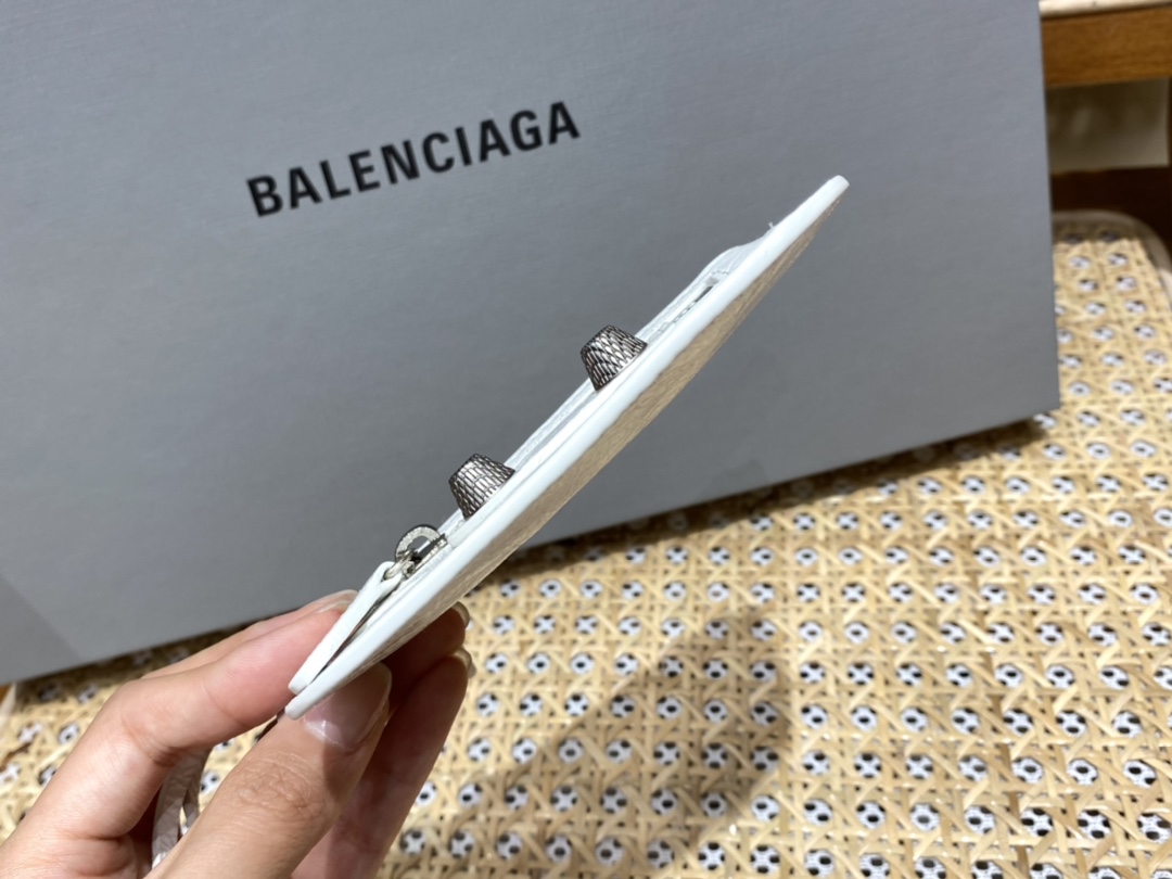 Balenciaga 秋冬新款 Le Cagole 33CM 月牙包 671307白色
