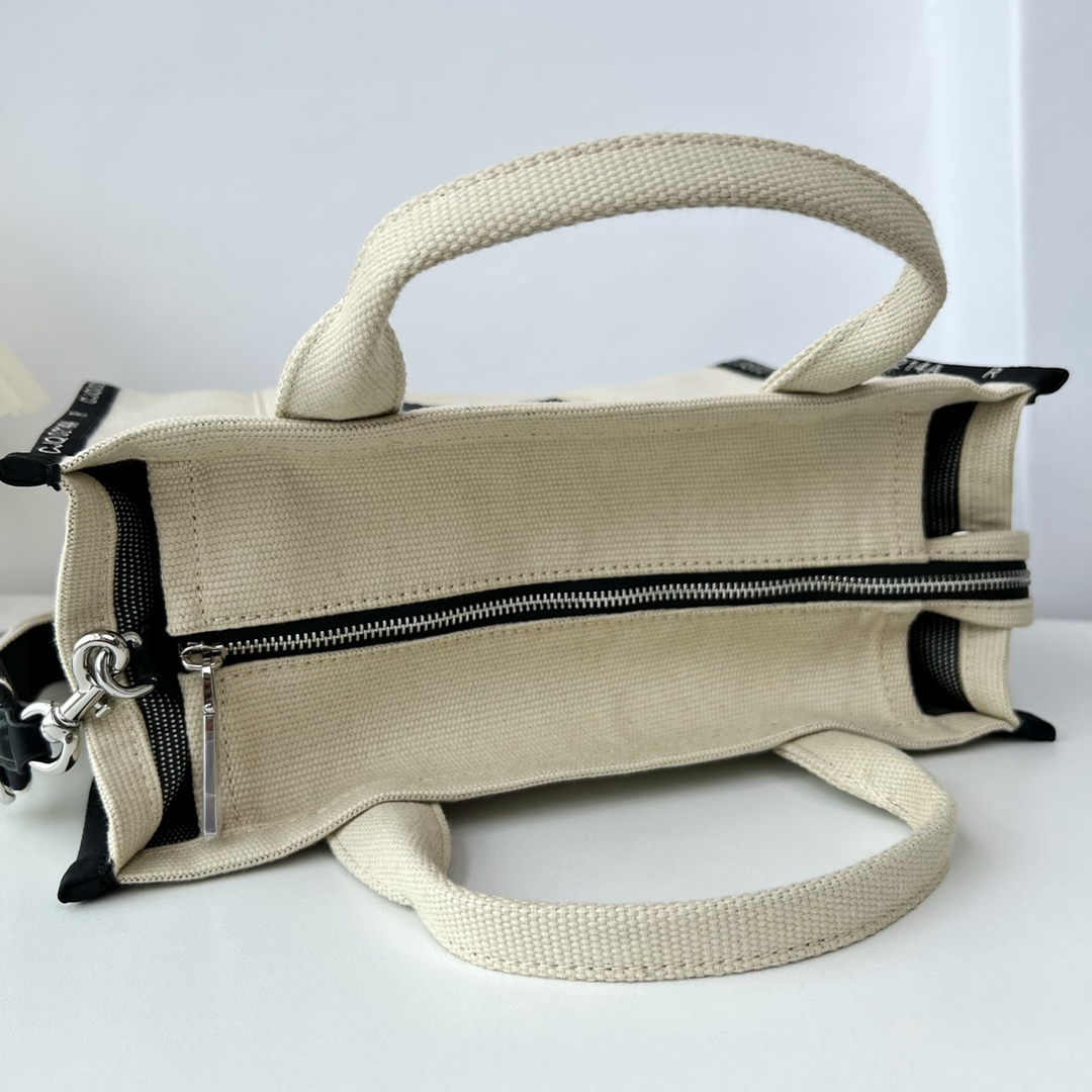 Marc Jacobs 小号 33cm