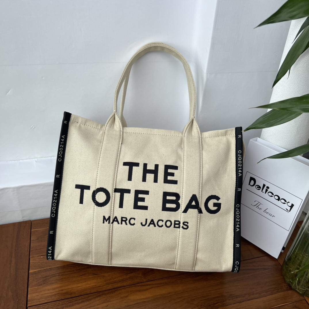 Marc Jacobs 大号 41cm