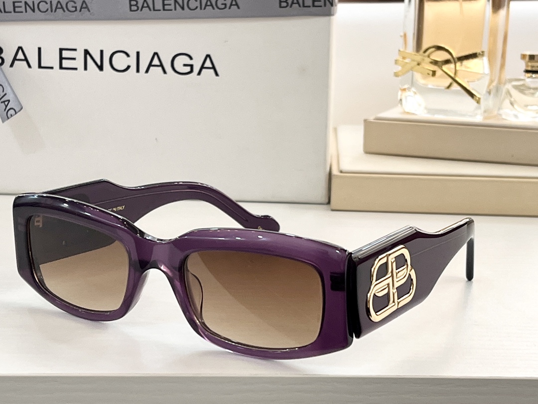  Balenciaga 
ModBB0071S 
size54-22-145 
