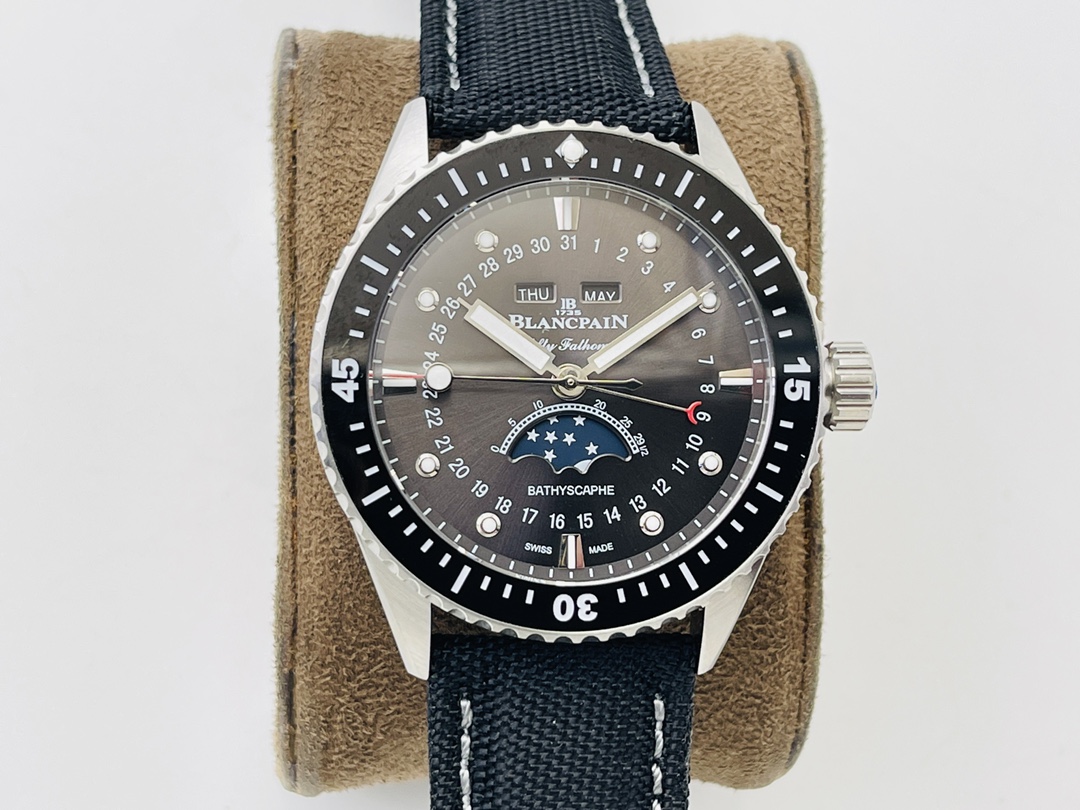 Blancpain 5054-1110 Watch 2782