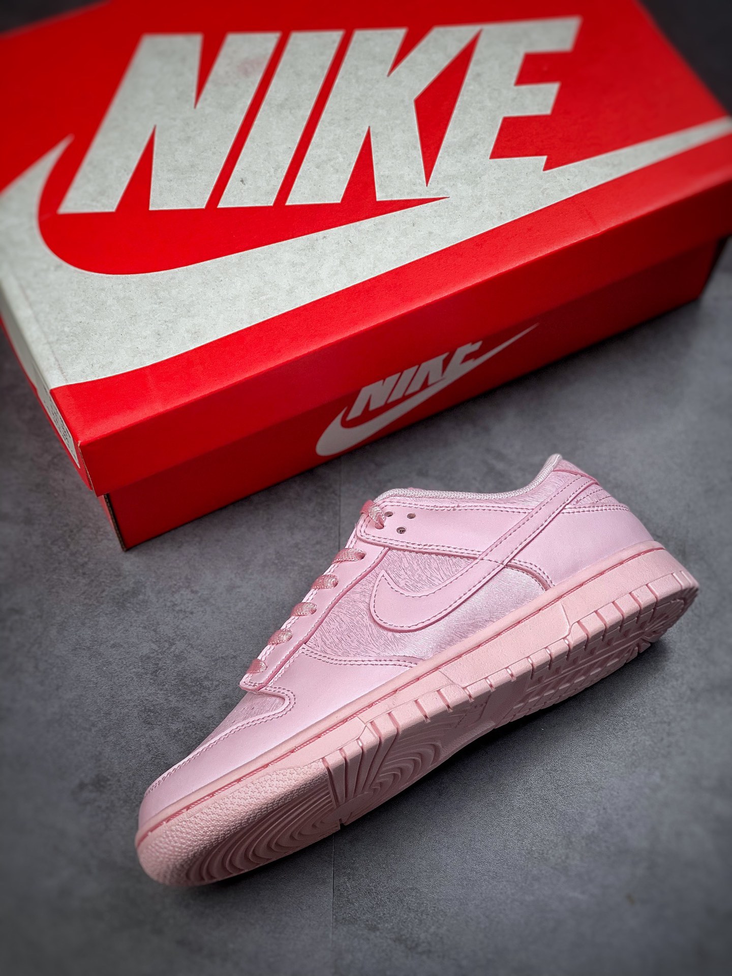 320 Nike SB Dunk Low “Cacao Wow”骚粉 921803-601