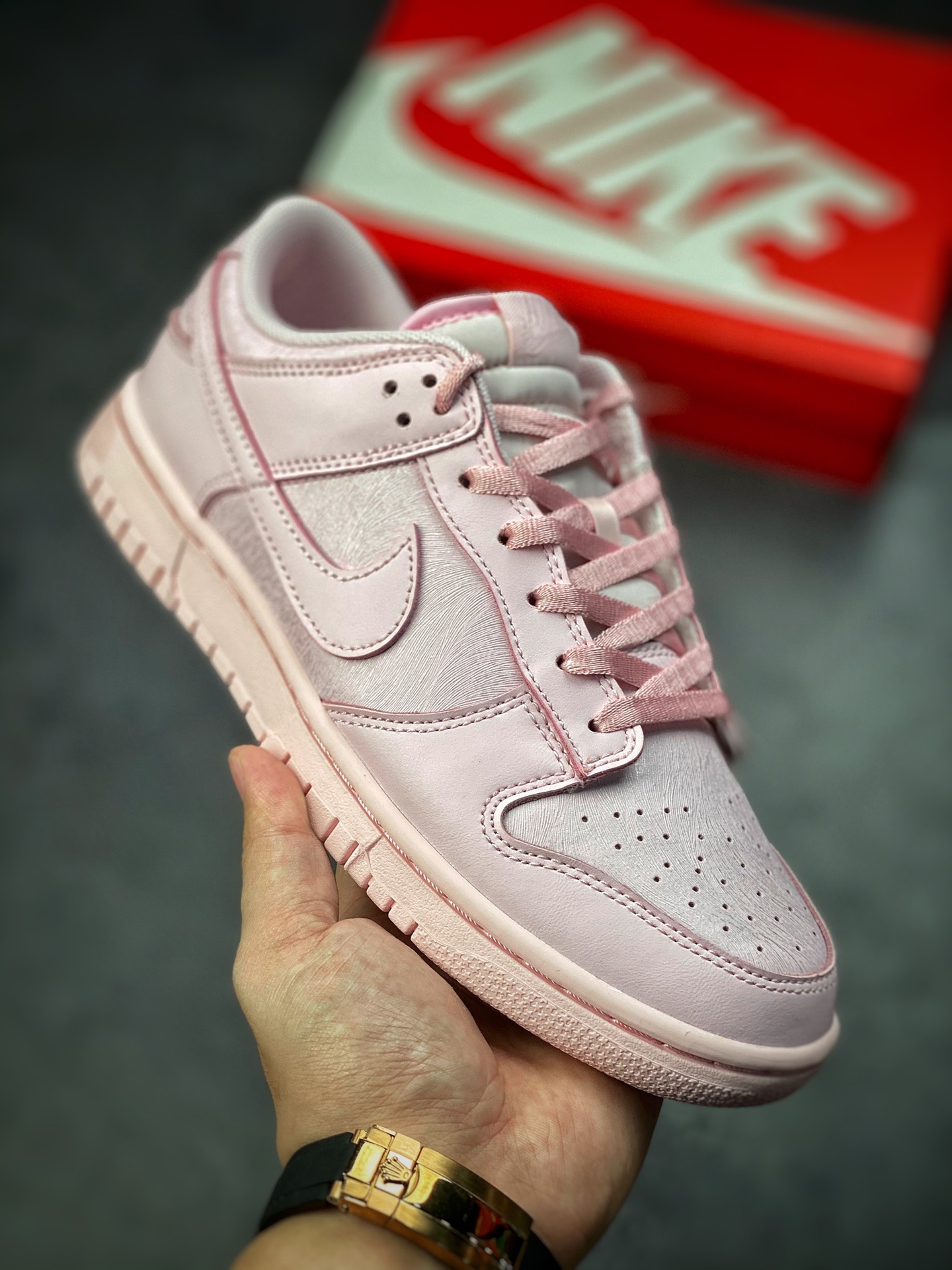320 Nike SB Dunk Low “Cacao Wow”骚粉 921803-601