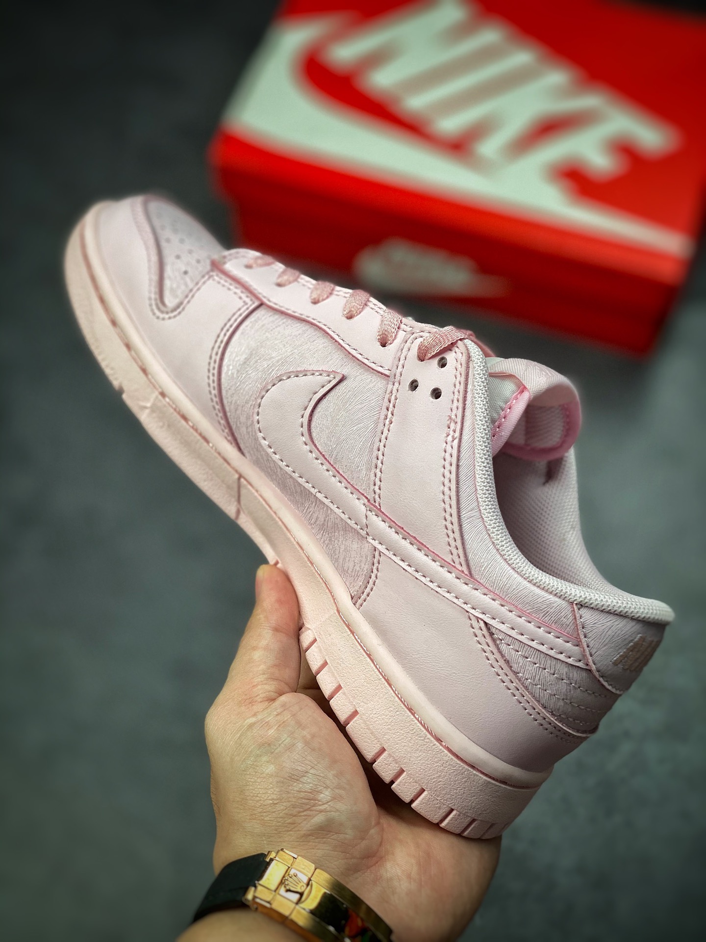 320 Nike SB Dunk Low “Cacao Wow”骚粉 921803-601