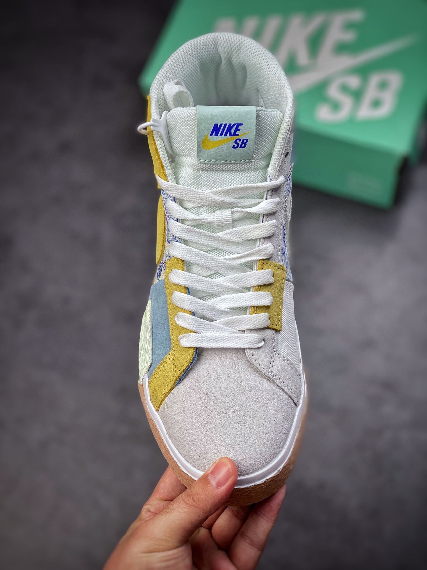 170 Nike SB Zoom Blazer Mid 浅米蓝腰果花 DM0859-400