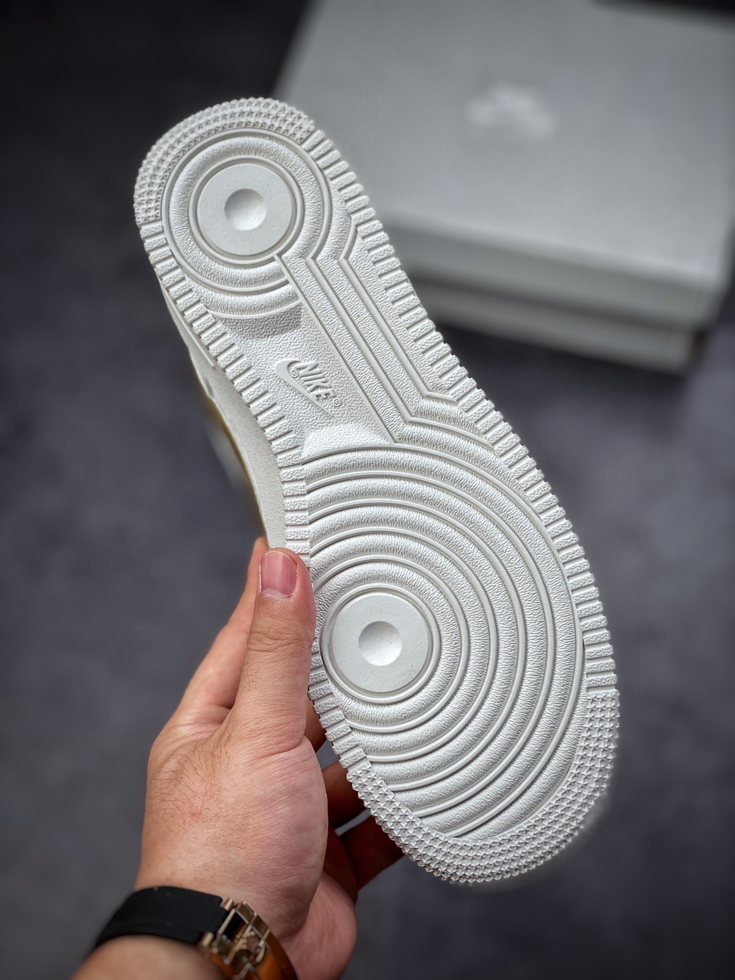 200 Nike Air Force 1 Low 07 白金银双钩 DH9595-001