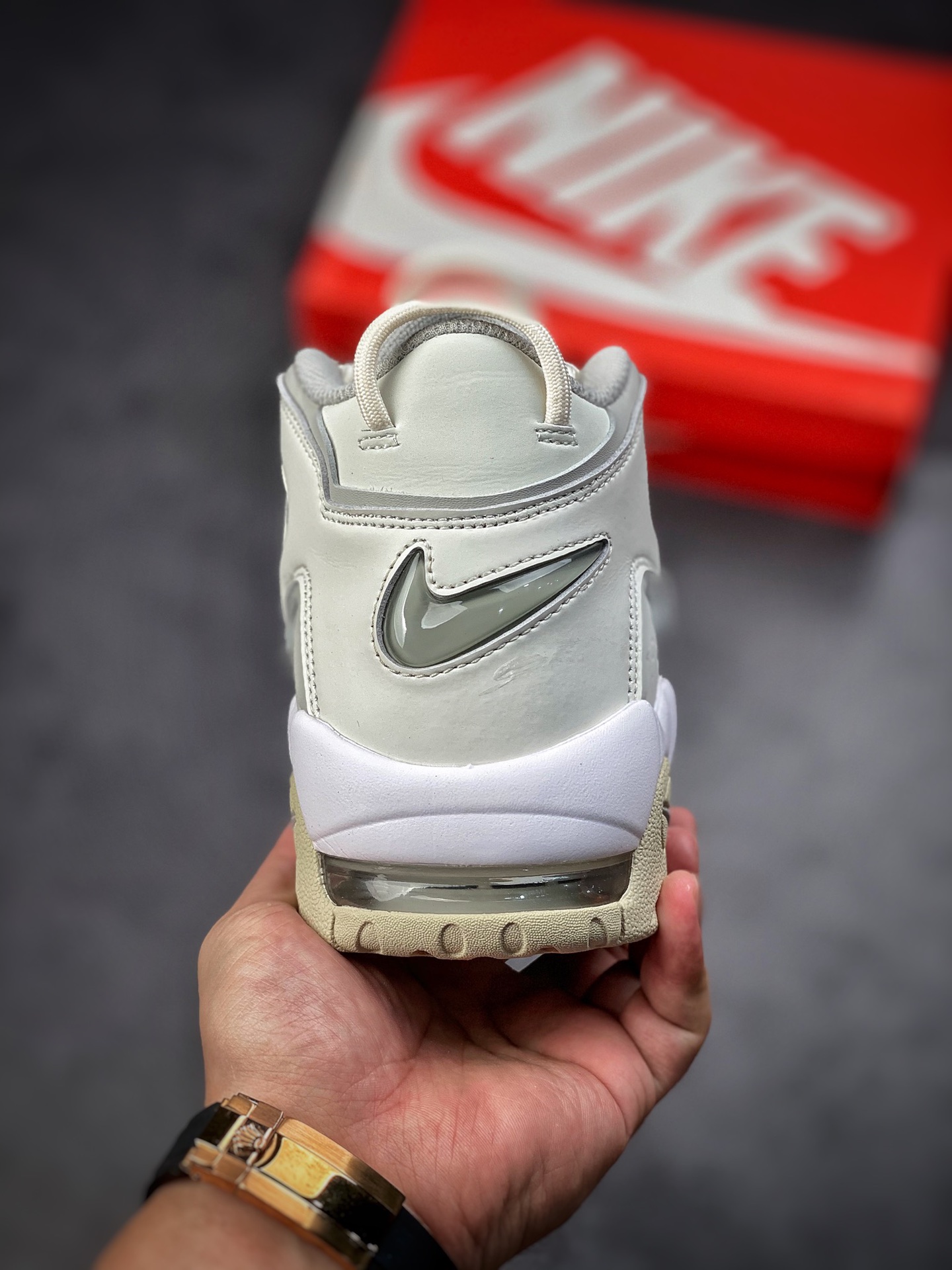 260 Nike Air More Uptempo 皮蓬复古篮球鞋 白色 DM1023-001