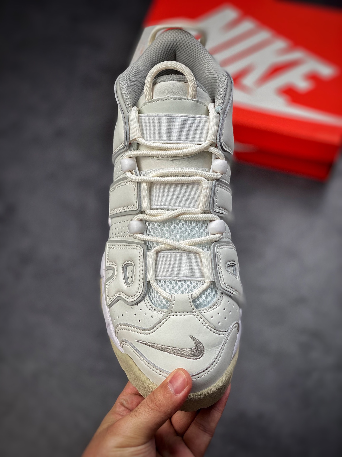 260 Nike Air More Uptempo 皮蓬复古篮球鞋 白色 DM1023-001