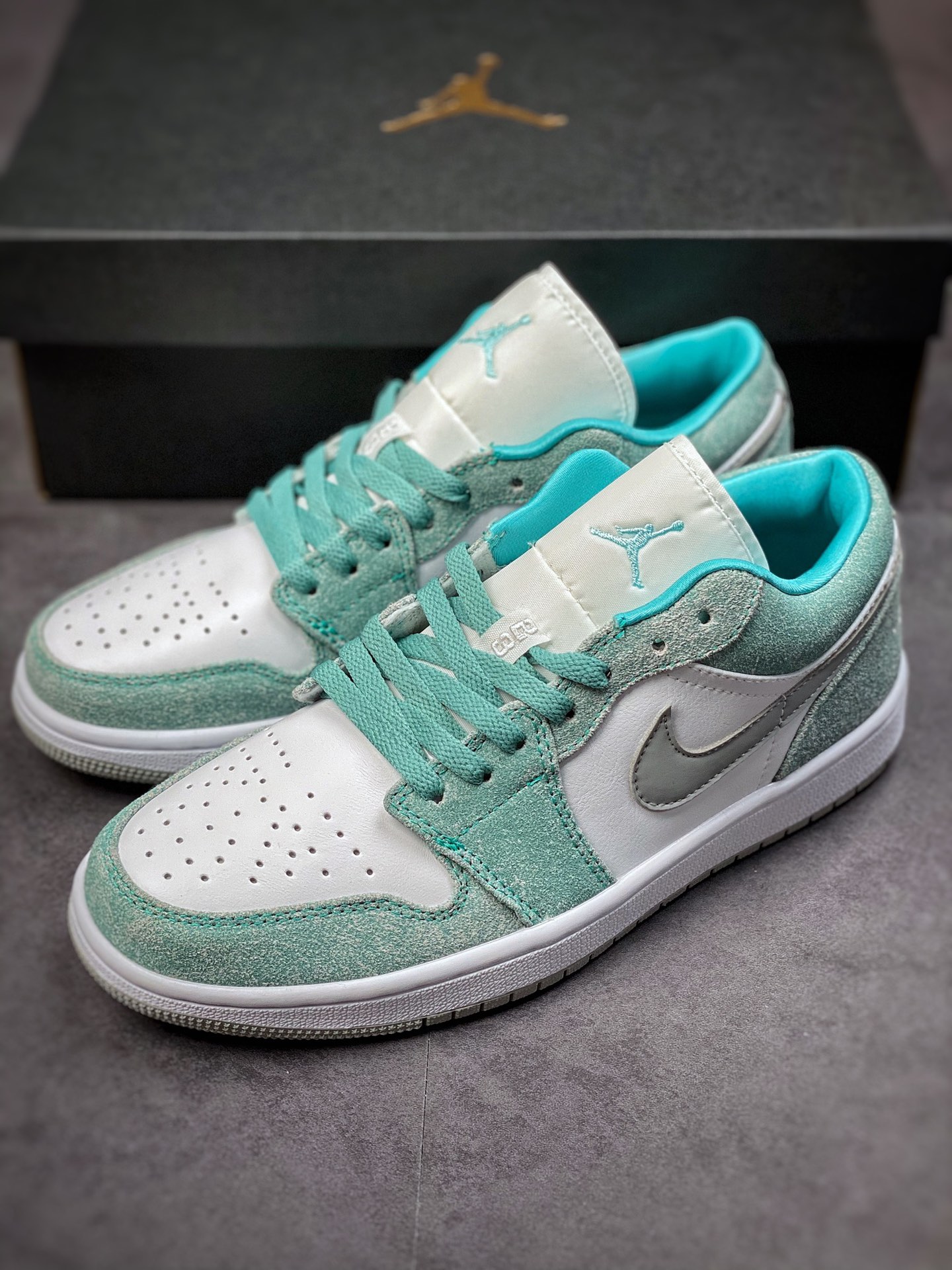 200 Air Jordan 1 Low 蒂芙尼绿 AJ1乔1低帮休闲板鞋DN3705-301