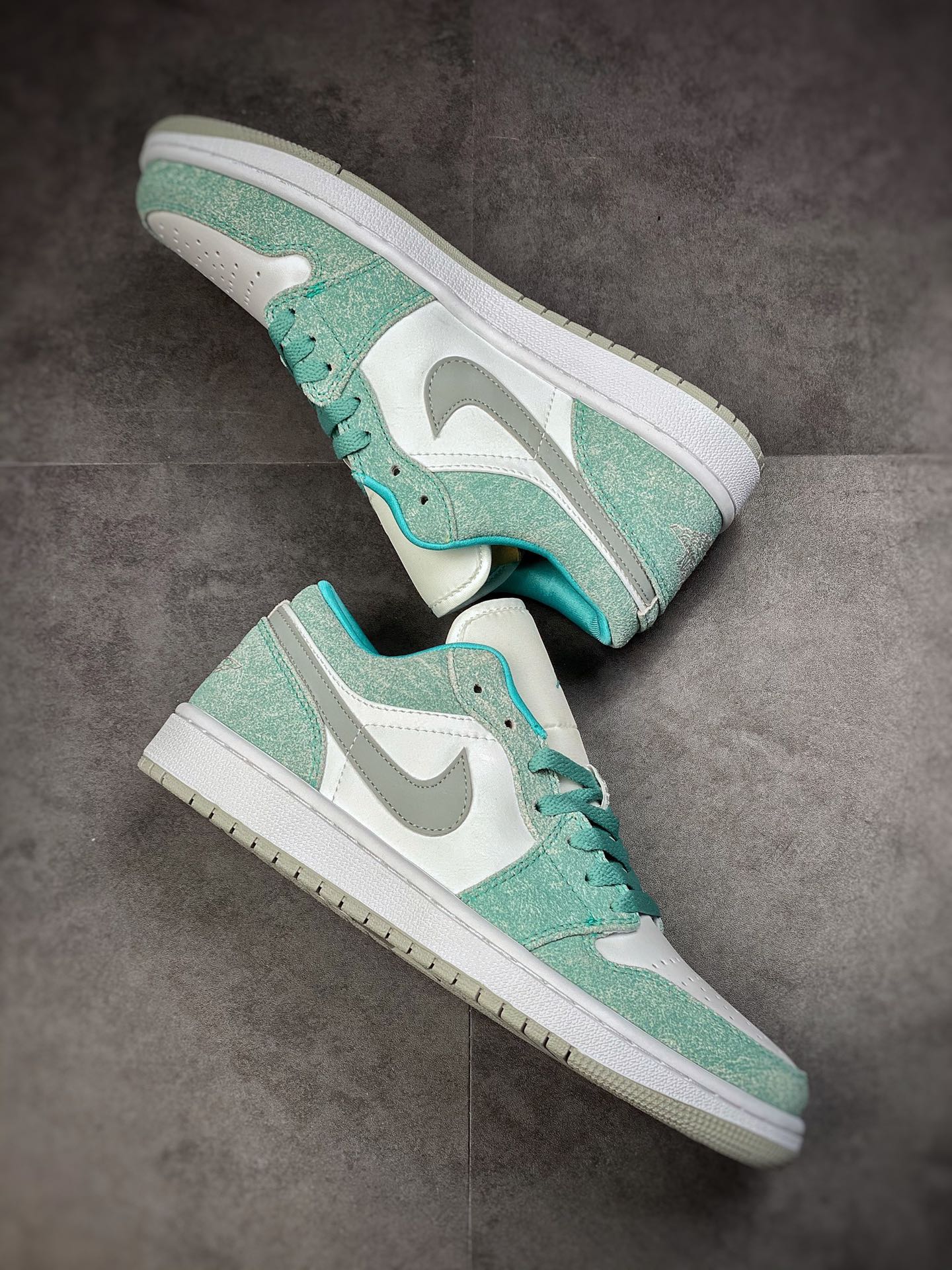 200 Air Jordan 1 Low 蒂芙尼绿 AJ1乔1低帮休闲板鞋DN3705-301