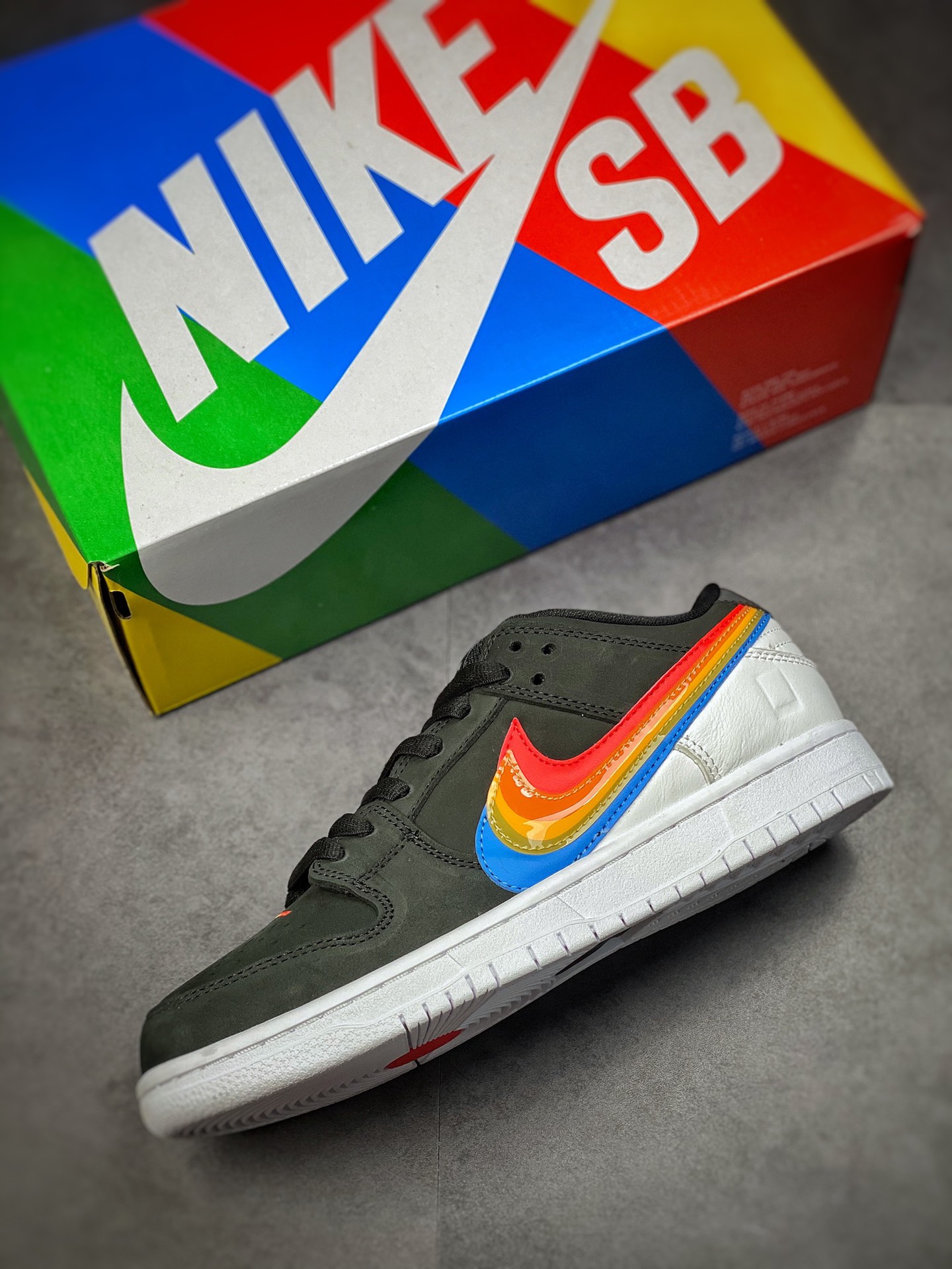 350 Nike Dunk SB Low 黑彩虹 大厂纯原出品 DH7722-001