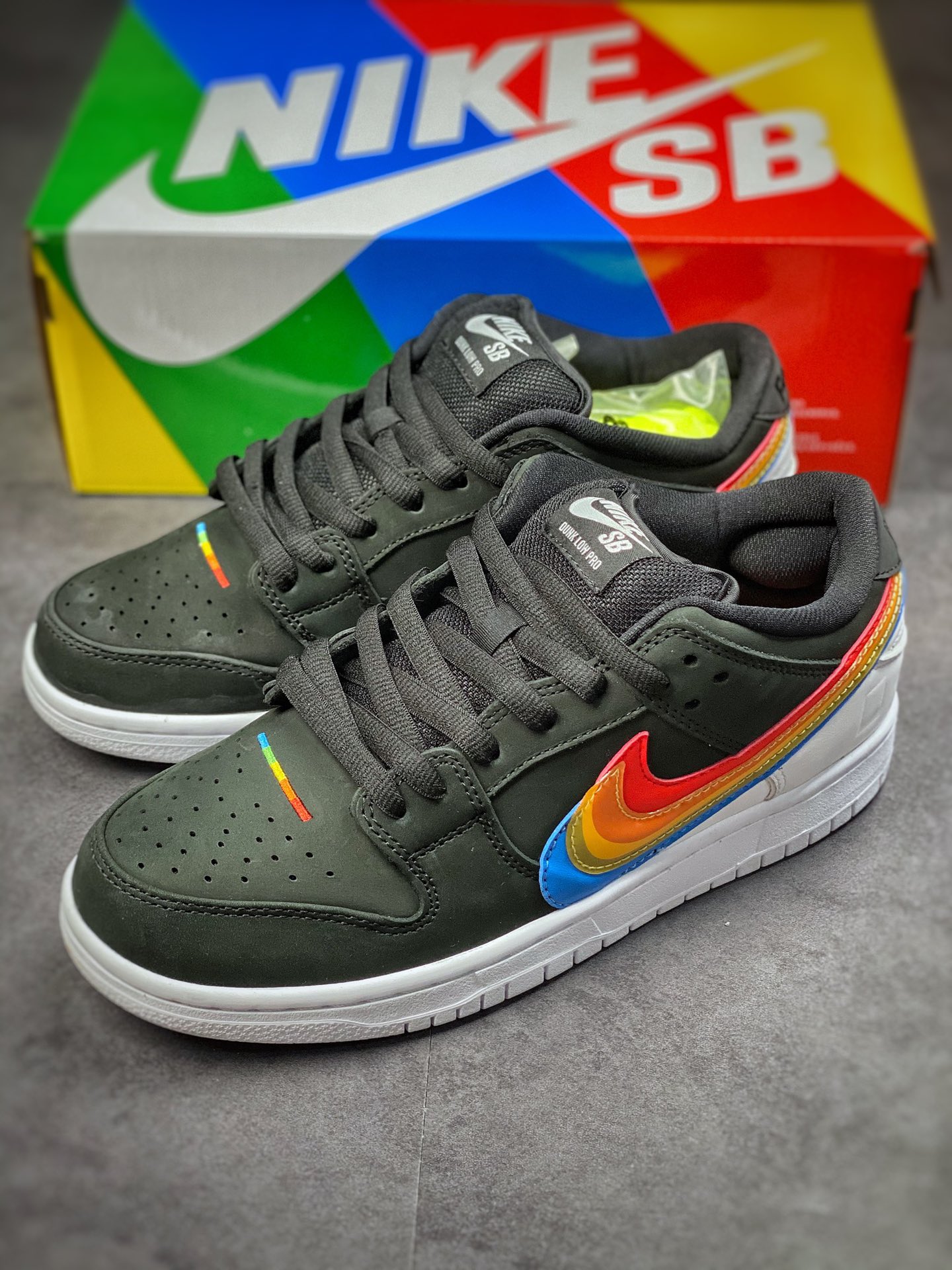 350 Nike Dunk SB Low 黑彩虹 大厂纯原出品 DH7722-001