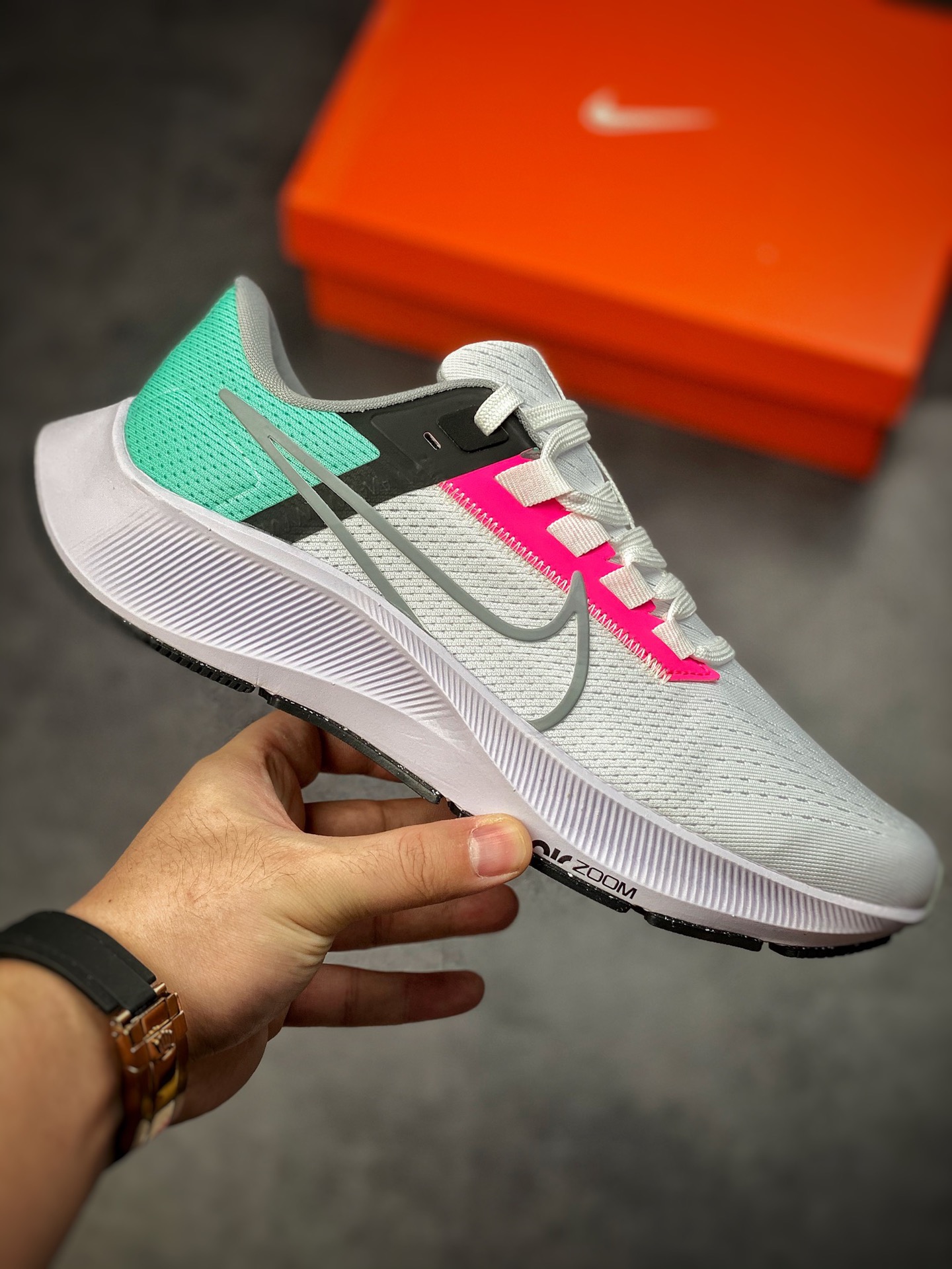 190 耐克Nike Zoom Pegasus 38代 飞马涡轮增压马拉松慢跑鞋 CW7356-102