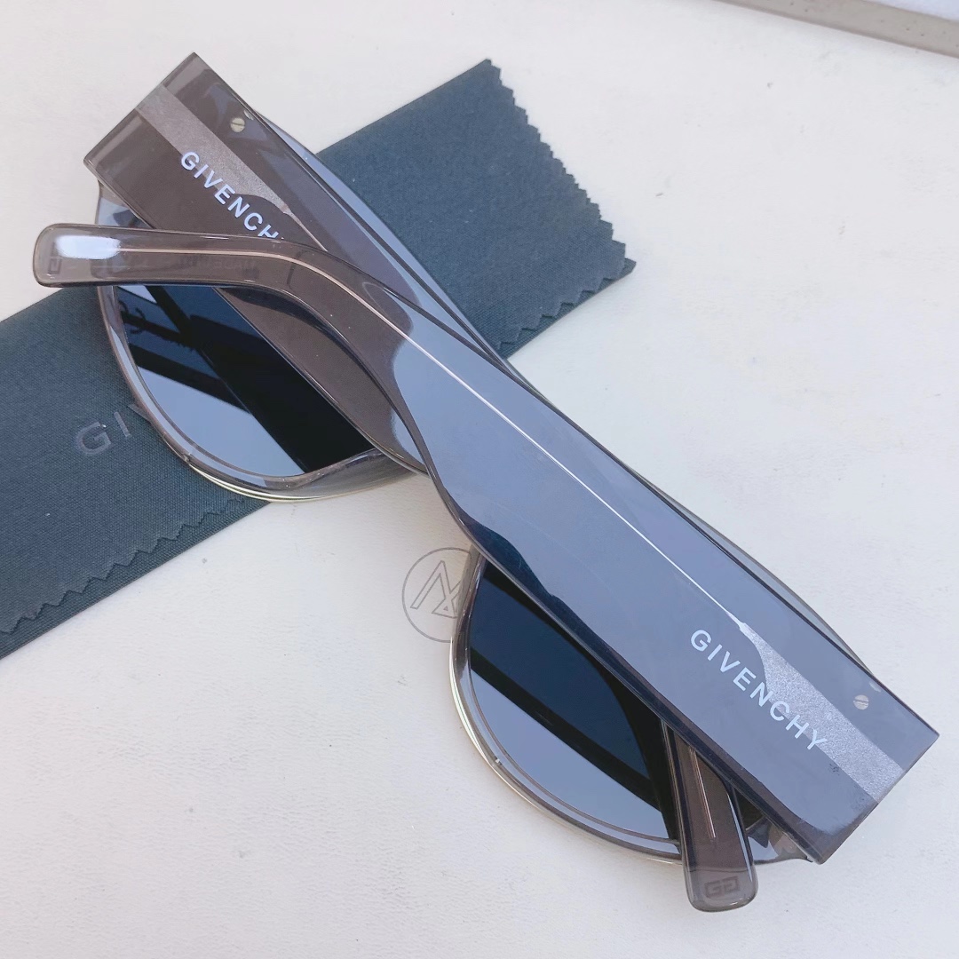 【GIVENCH*】纪梵*希新款太阳镜，modelGV7177S，时尚金属潮流元素搭配舒适宽板材腿，时尚