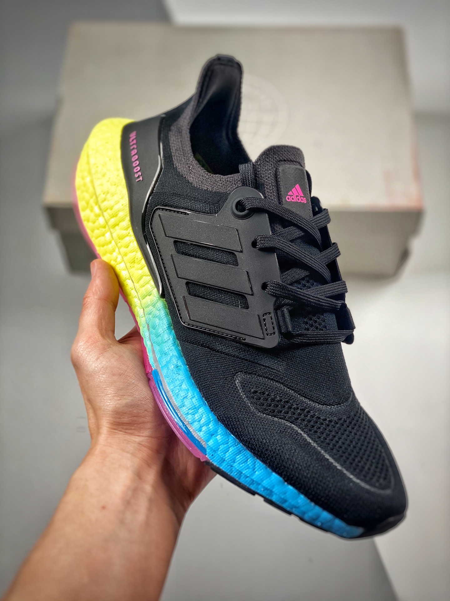 -2 Ultra Boost 8.0 arcoíris, lanzamiento simultáneo en tiendas, fotos reales en primer lanzamiento. En comparación con …