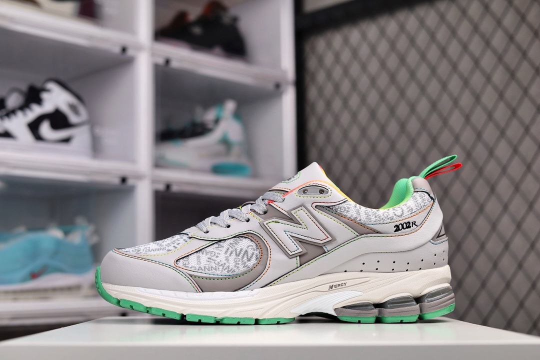 G5 New Balance ML 2002 G系列复古老爹风 男女休闲鞋情侣百搭慢跑鞋运动男鞋女鞋 采用拼接网眼织物鞋面 后跟搭载外露缓震胶x225XDD