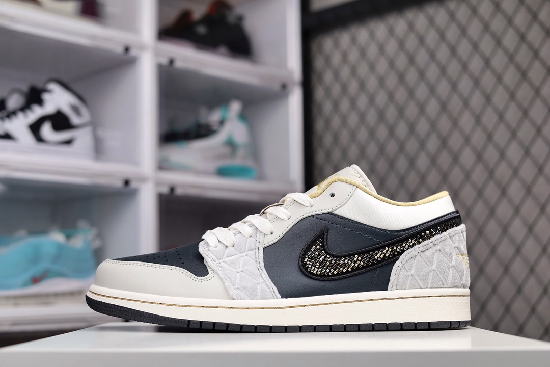 H0 纯原版本 Air Jordan 1 Low 黑灰绸缎AJ1乔1低帮休闲板鞋 同步官方配色头层皮打造 原鞋原档案开发 原厂皮料 原档冲孔鞋头 正确满胶鞋垫 四线拉帮 原厂织唛标 鞋舌高弹海绵填充