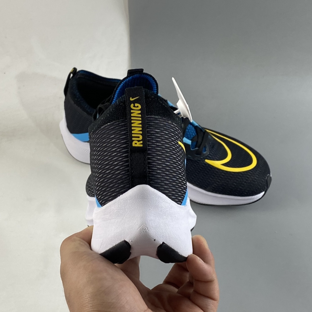 P260  Nike Zoom Fly 4 耐克男子超弹碳板跑步鞋 CT2392-003