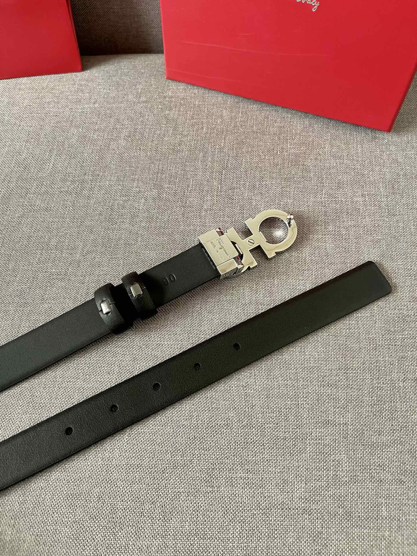 配全套包装礼盒菲拉格慕女士双面进口小