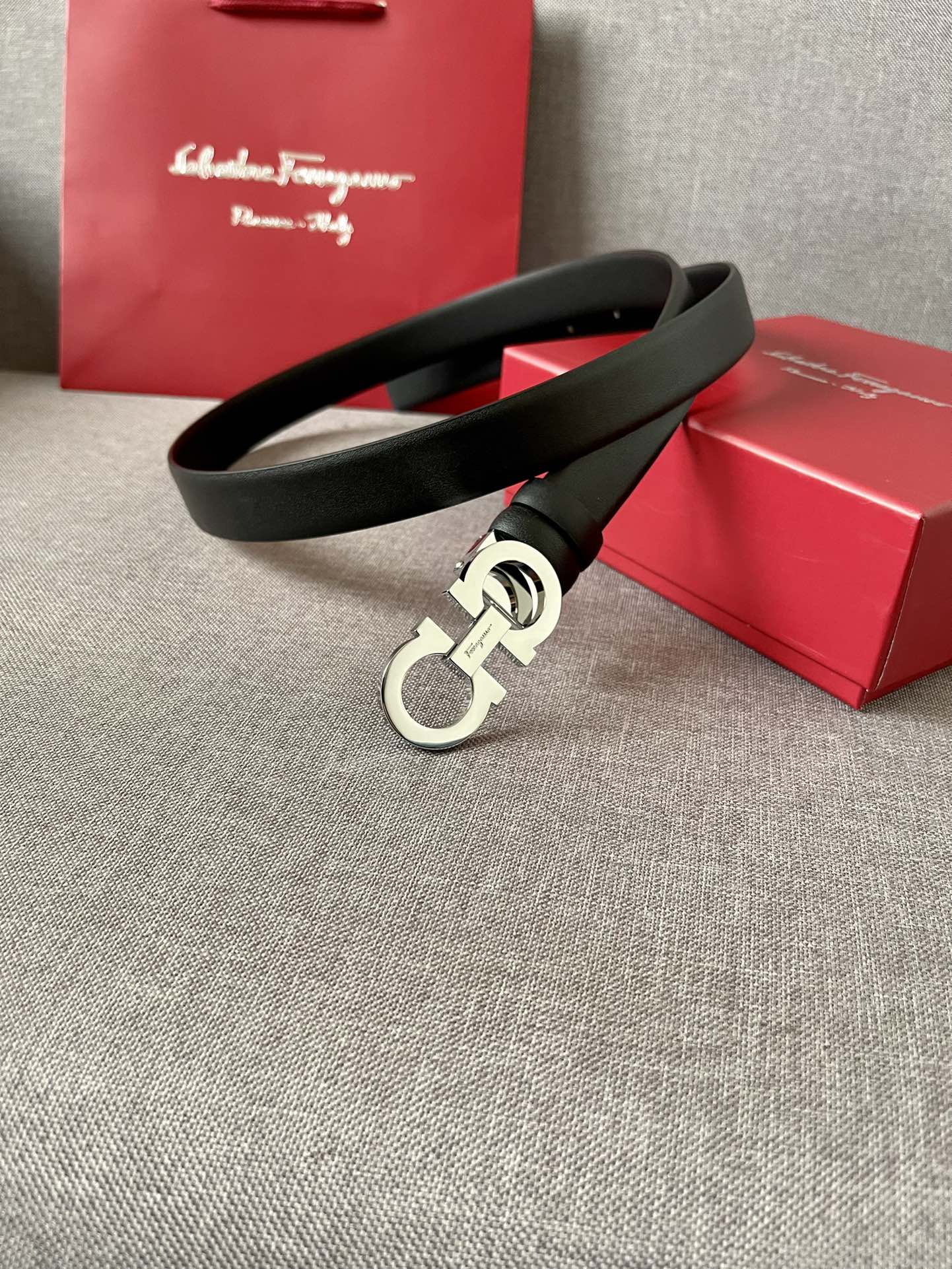 配全套包装礼盒菲拉格慕女士双面进口小