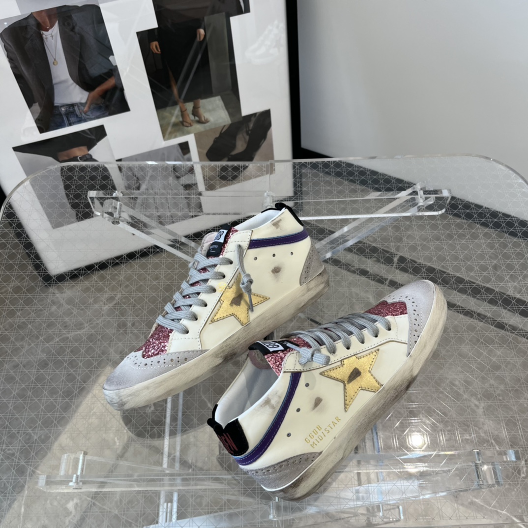 NO:172356,(Long-term goods. Order inquiry) Pink Venus High-Gang Couple Style Top-Level Niuli High-Previous Version. Don’t disturb the low-end!  Packaging: Upgrade new packaging...Certificate, card, tag, cloth bag, GGDB Slide Golden Goose Small Dirty Shoes Gaobang Golden Gse Deluxe Brand SUPER$TAR N pair of genuine disassembly version# The best market is not acceptable to compare # 2025 new ggdb Gaobang Small Dirty Shoes The popularity is earlier than the white shoes, breaking the traditional aesthetic, the small dirty shoes have done it!  Celebrity private server demonstration is so versatile!  No need to worry about washing shoes anymore!  The original custom cowhide (the essence of the old one) inner towel   cowhide, exclusive mold latex pad, 2cm height-enhancing insole, you can take out!  Insole size stamp!  Old craftsmen polished by hand, even the soles are unruly dirty, women 35-40 men 40-45. Men's size custom 10. Men's size only adjust the upper and lower sizes (women 41 men 45 46 custom 56 not return or exchange), casual shoes/sports shoes, sneakers, cowhide, gold19860909（长期做货.订单询价） 粉色金星高帮情侣款顶级牛里高版本.低端勿扰！ 包装:升级新包装..证书,卡片,吊牌,布袋, GGDB Slide黄金鹅小脏鞋高邦Golden Gse Deluxe Brand SUPER$TAR N双正品拆解打版# 市场最优不服来比 # 2025新款ggdb高邦小脏鞋 火红程度比小白鞋还要早,打破传统审美,小脏鞋做到了！明星私服上脚示范 就是这么百搭 ！再也不用担心洗鞋的问题啦！ 鞋面原版定制牛皮（做旧精髓所在）内里毛巾 牛皮 里 独家开模乳胶垫 2cm内增高鞋垫可以拿出来哦！鞋垫码数钢印！ 老工匠手工打磨,就连鞋底也是不羁的脏, 女35-40 男40-45. 男码定做10.男码只调上下码（女41 男45 46定做不退换）,休闲鞋/运动鞋,sneakers,cowhide,gold,Women's Shoes