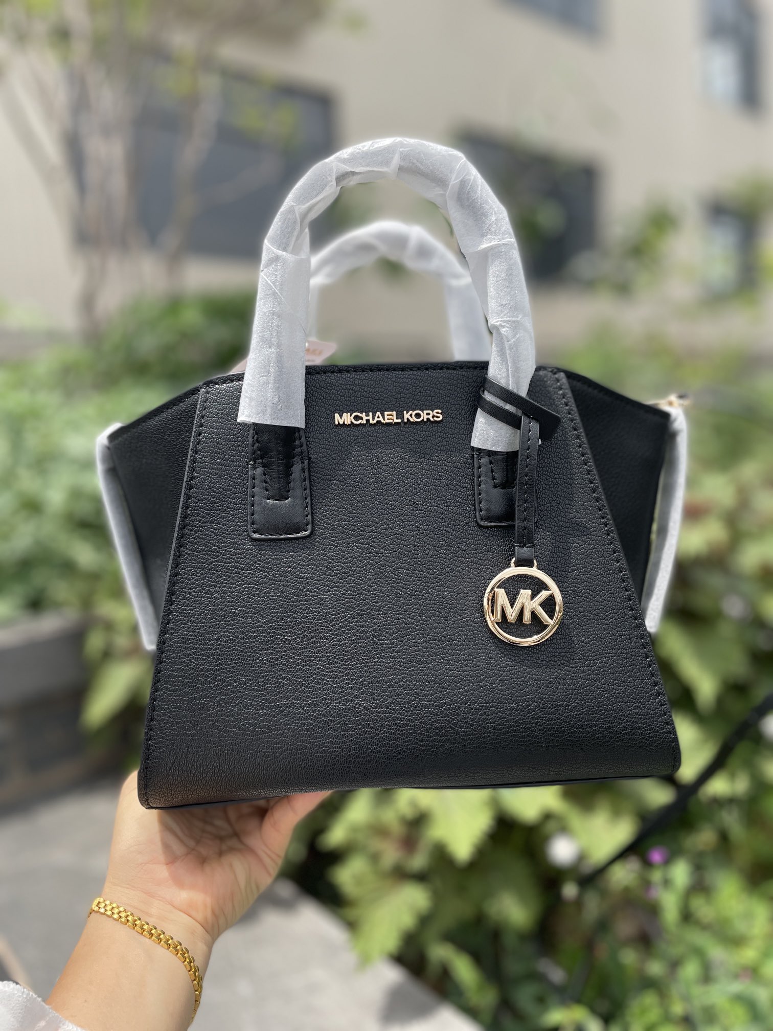 Michael Kors 新款小号饺子包，黑色