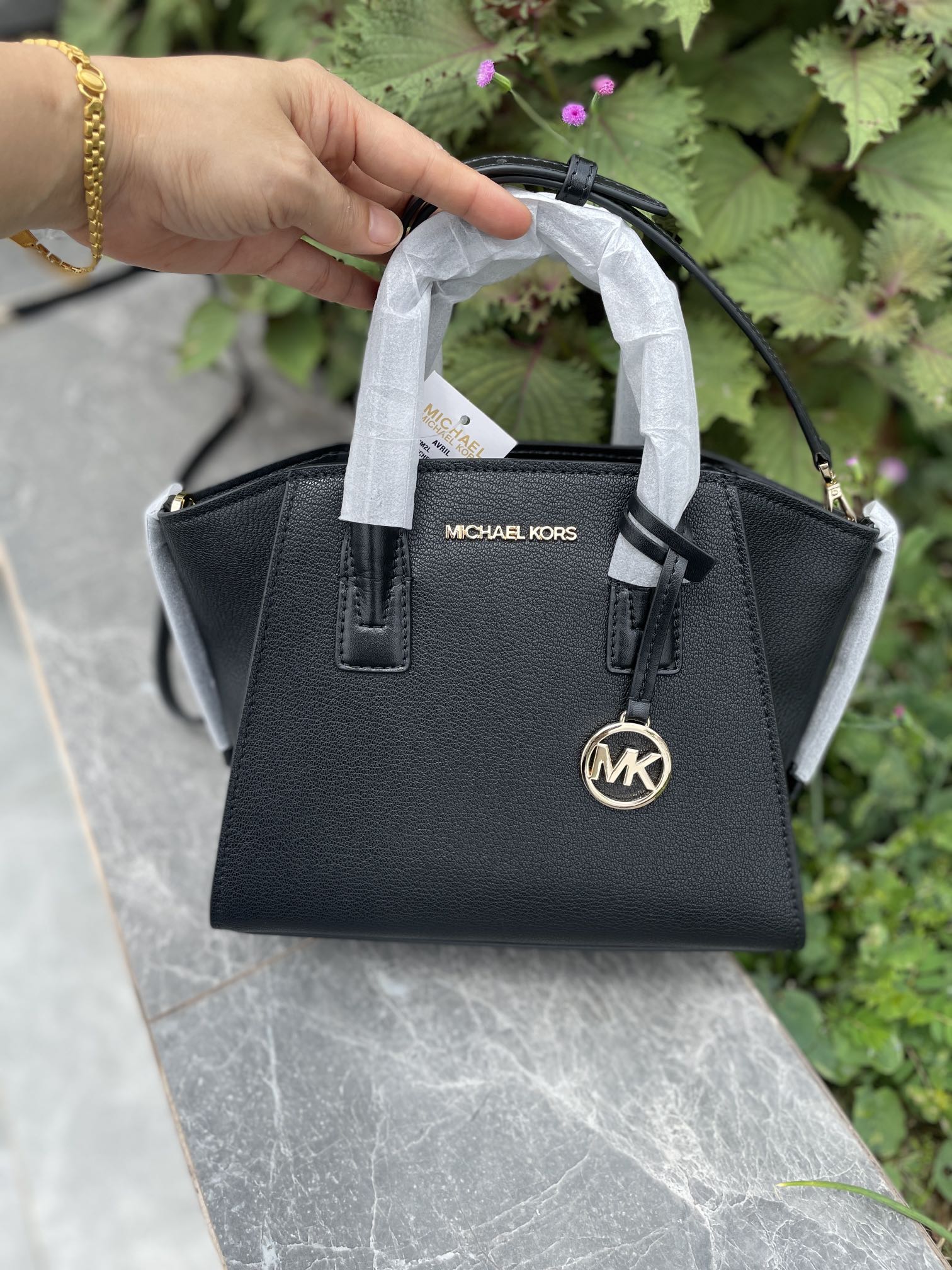 Michael Kors 新款小号饺子包，黑色