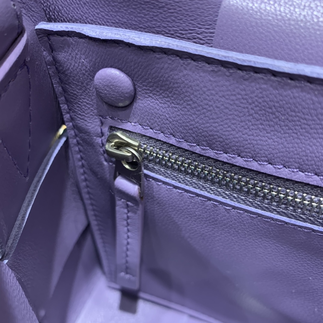 Bottega Veneta CASSETTE 23CM 编织皮革方盒斜挎包 578004薰衣草紫
