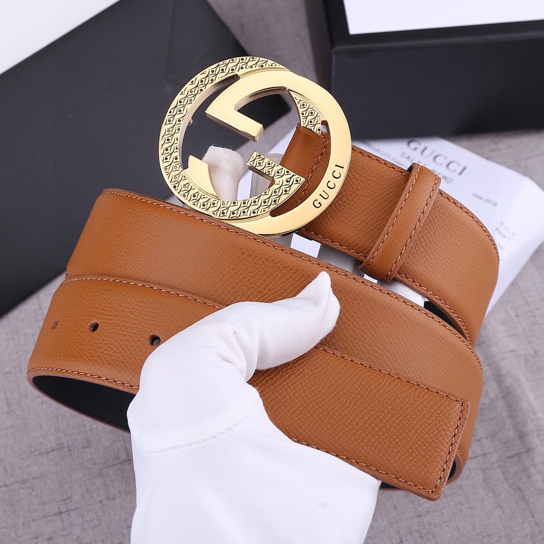 宽度4.0 cm GUCCI 加厚钢扣/双面头层手掌纹、采用精挑细选进口顶级牛皮，手感柔软细腻！品质保证