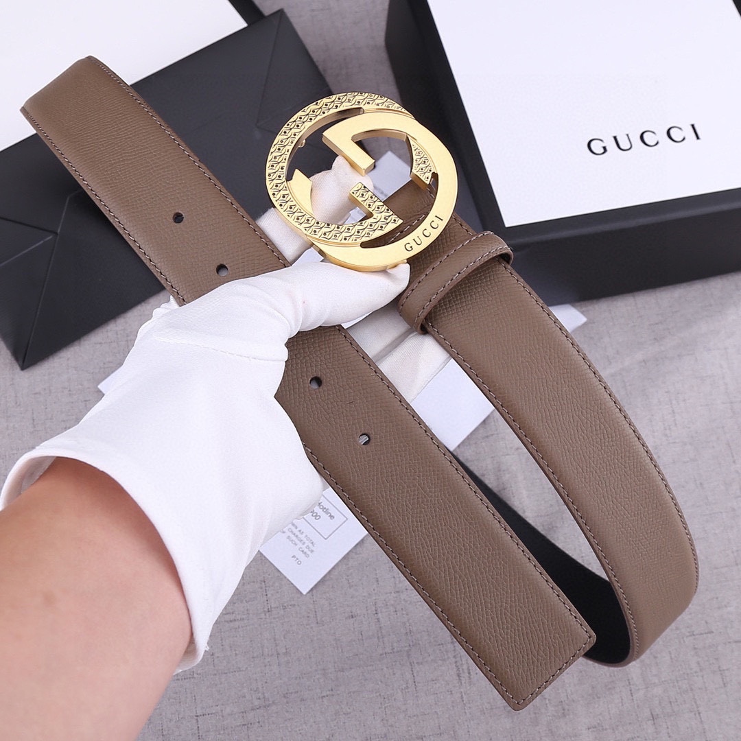 宽度4.0 cm GUCCI 加厚钢扣/双面头层手掌纹、采用精挑细选进口顶级牛皮，手感柔软细腻！品质保证