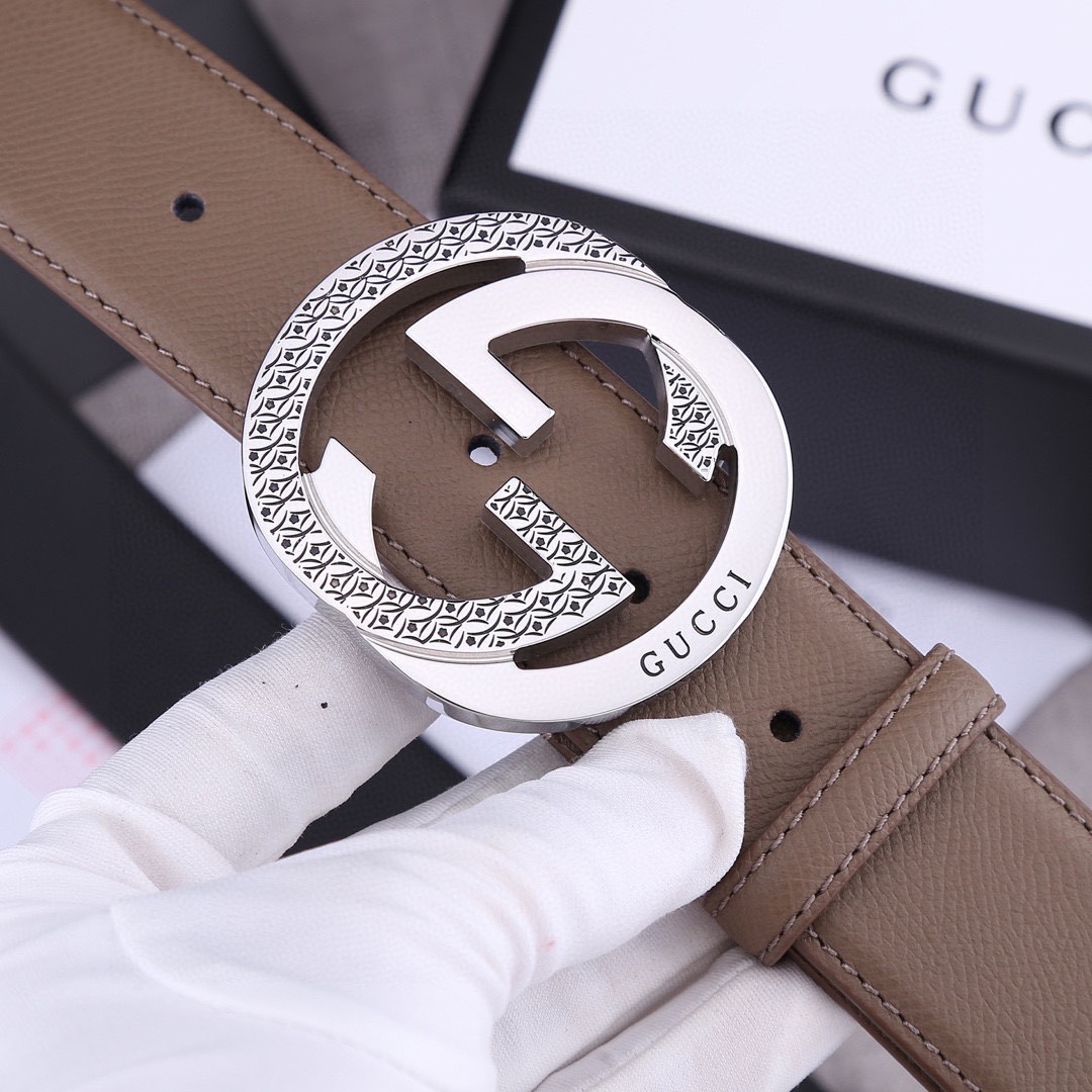 宽度4.0 cm GUCCI 加厚钢扣/双面头层手掌纹、采用精挑细选进口顶级牛皮，手感柔软细腻！品质保证