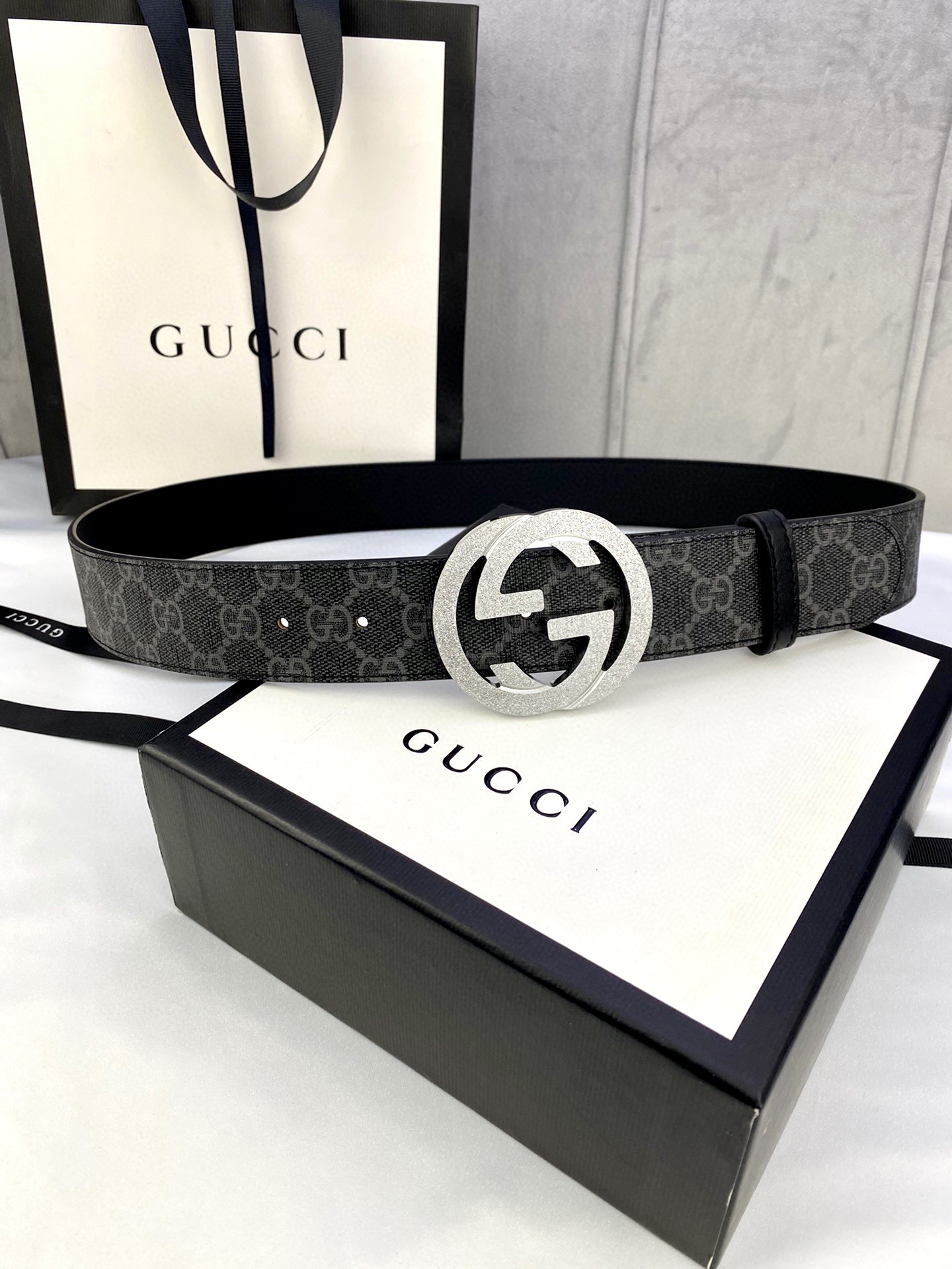 宽度4 0cm GUCCI Marmont系列每一季都会推陈出新