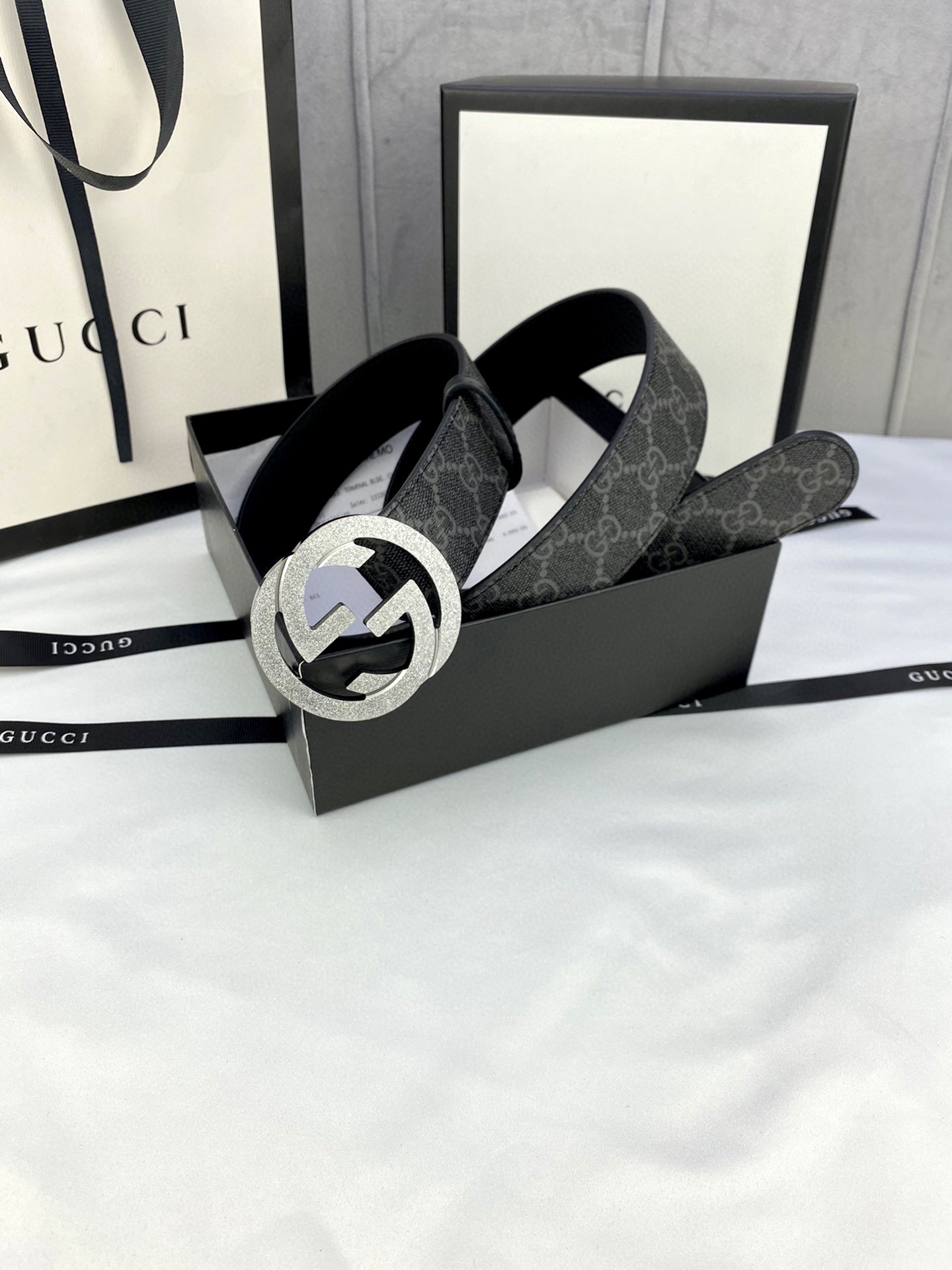 宽度4 0cm GUCCI Marmont系列每一季都会推陈出新