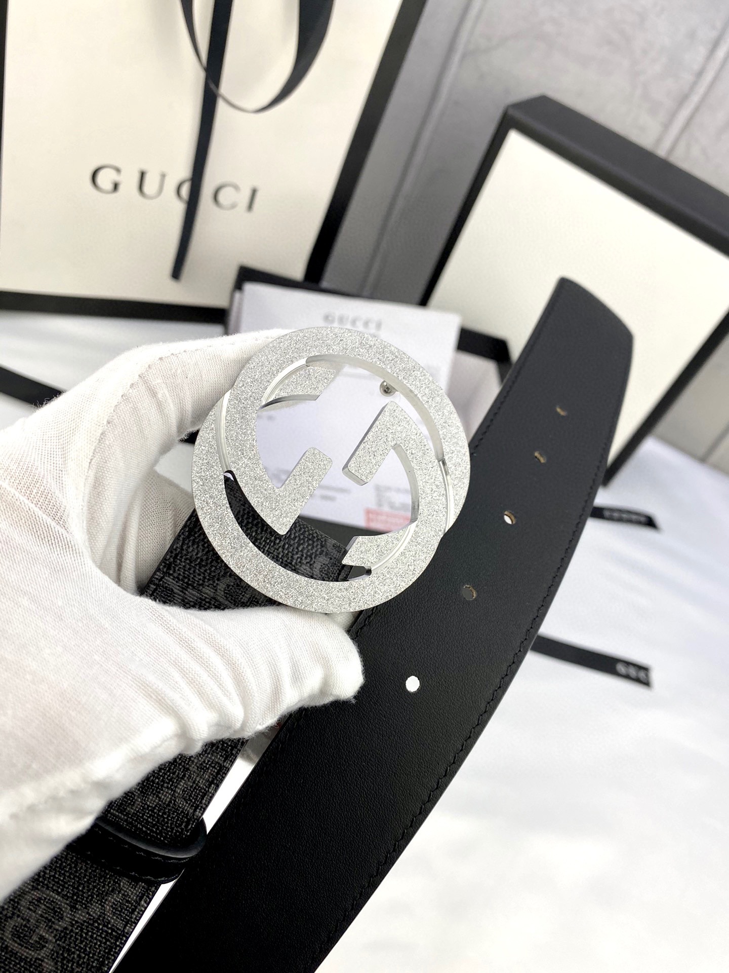 宽度4 0cm GUCCI Marmont系列每一季都会推陈出新