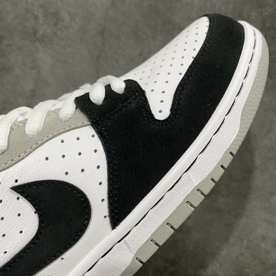 图片[6]-Top版NK SB Dunk Low \”Chloroph yll\” 灰白黑 叶绿素 S2纯原生产线出品 独家原版原盒开模打造 原厂织唛标 一致匹配原版 原楦原纸板开发 匹配原版98%以上 后跟垫棉独家呈现 后跟反口里弧度正确 全新后跟电绣 电绣针数与正品一致 原厂皮料 质感无敌 货号：BQ6817-011 尺码：36 36.5 37.5 38 38.5 39 40 40.5 41 42 42.5 43 44 44.5 45 46 47.5-选品中心