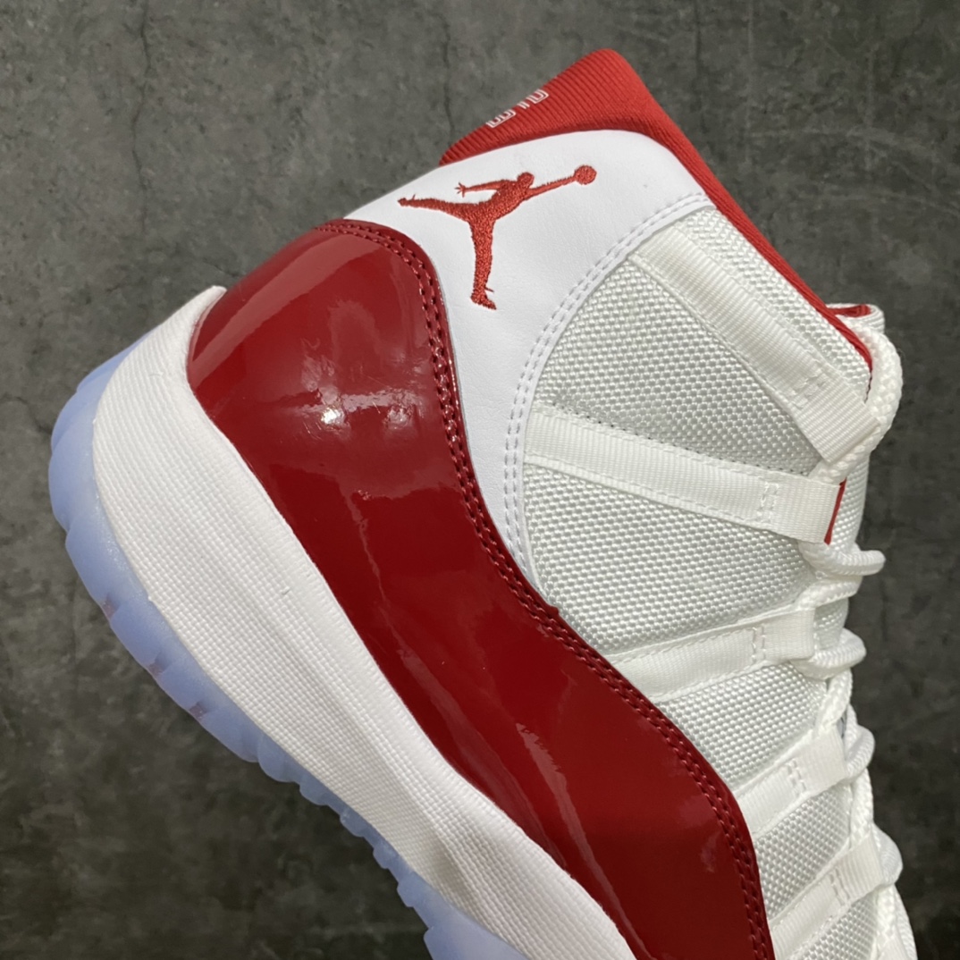 图片[7]-虎扑外贸版 顶端品质 2022 Air Jordan AJ11 “Cherry”白红 原厂漆皮 防冻不开裂 头层皮料 懂货的自然懂原装进口真碳板 后跟原厂高工艺刺绣LOGO飞人 欢迎品鉴 原装鞋撑 水晶原厂大底正确色度色泽 原楦原数据刺绣 不管材料厚度 细节清洁度绝对完美！ 同比官方原盒原标 原配件卡纸 原厂塑料包装纸 大几率过验！ 尺码：40-47.5 货号：CT8012-116-选品中心