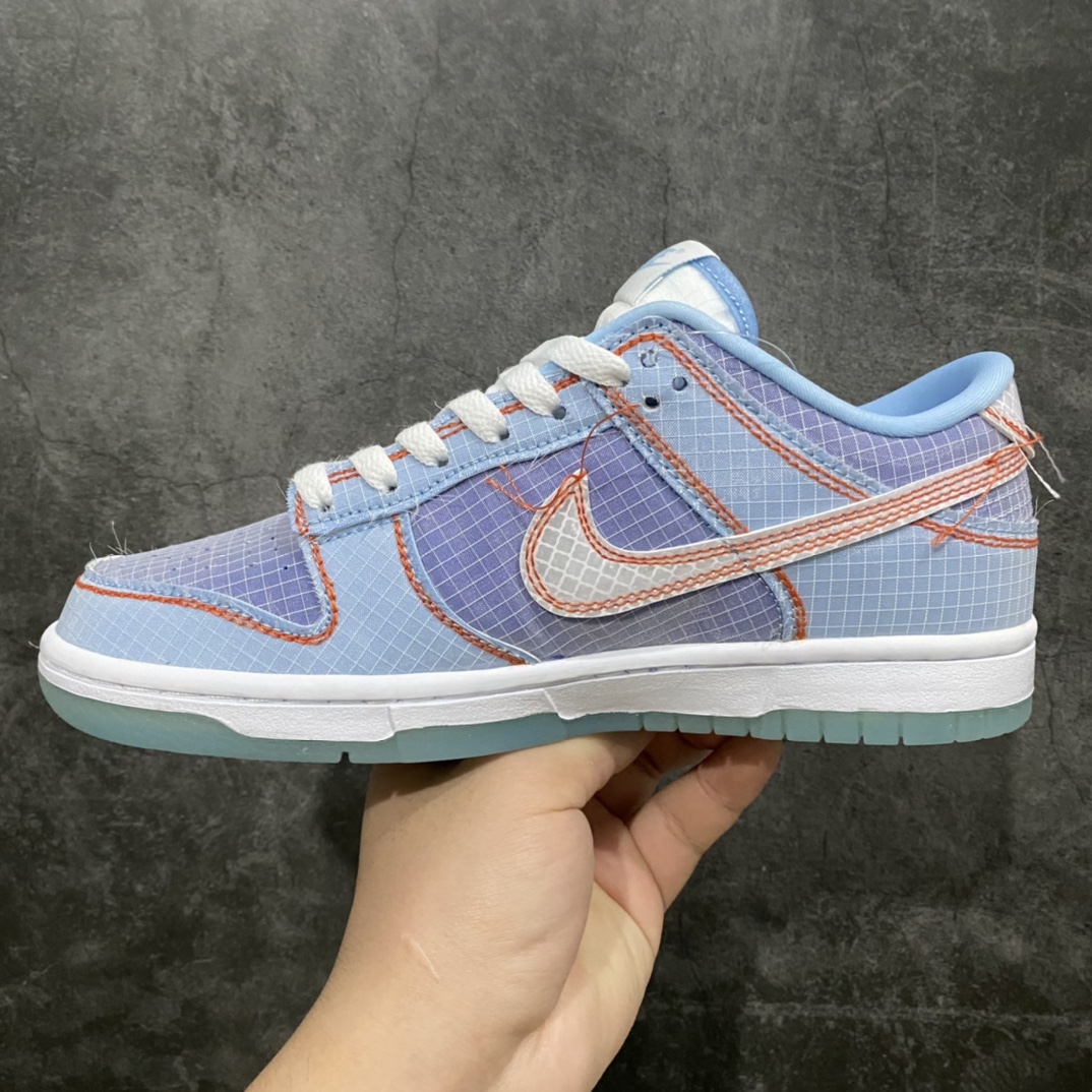 图片[2]-Union LA x Nike SB Dunk Low\”Blue\” 扣篮系列低帮休闲运动滑板板鞋“浅蓝联名蓝缝线”DJ9649-400 原楦原纸版开发版型 采用进口半透明防水溅防剐尼龙布材质鞋面 鞋垫嵌入缓震乳胶+Sole气垫装置及耐磨橡胶大底❗️ 尺码：36 36.5 37.5 38 38.5 39 40 40.5 41 42 42.5 43 44 44.5 45 46 47.5-选品中心