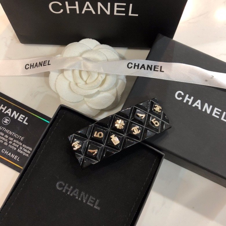 Chanel香奈儿新款发夹火爆来袭同步专柜正品开模️质感媲美原单做工精致无可挑剔代购级别️现货发售️适合