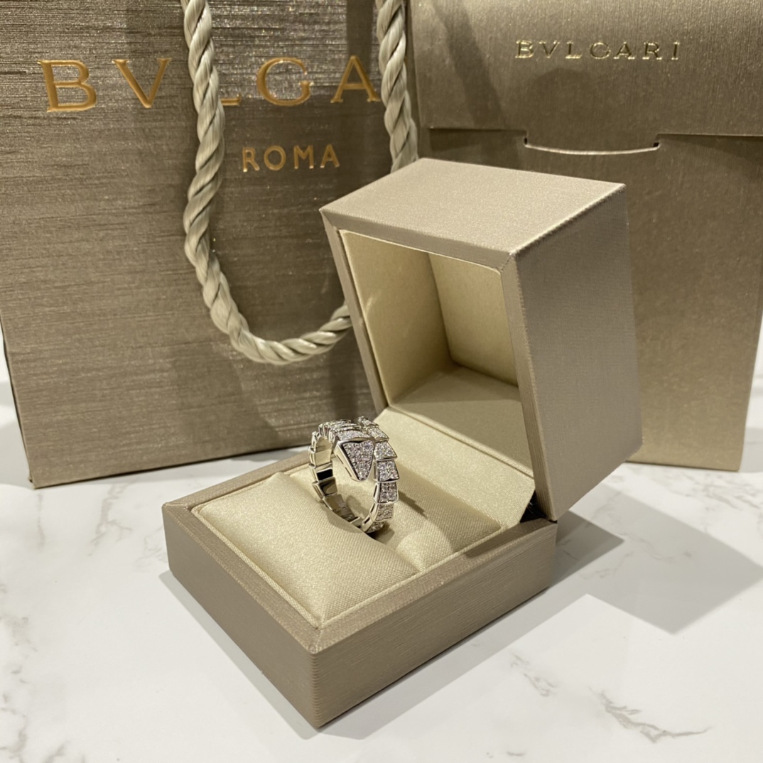 Bvlgari ring