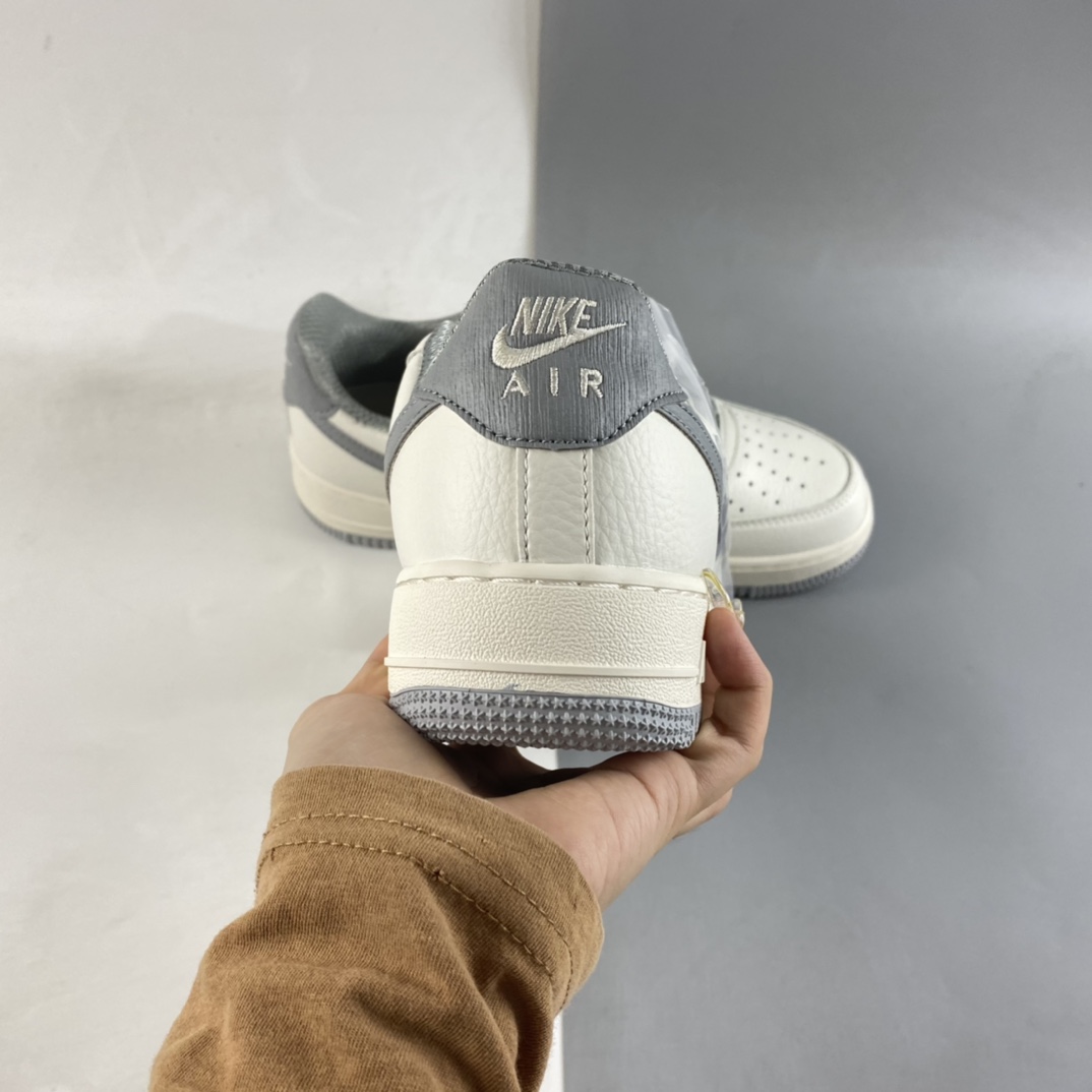 P200  Nike Air Force 1’07 Low  空军一号帆布低帮休闲板鞋 NK6369-566