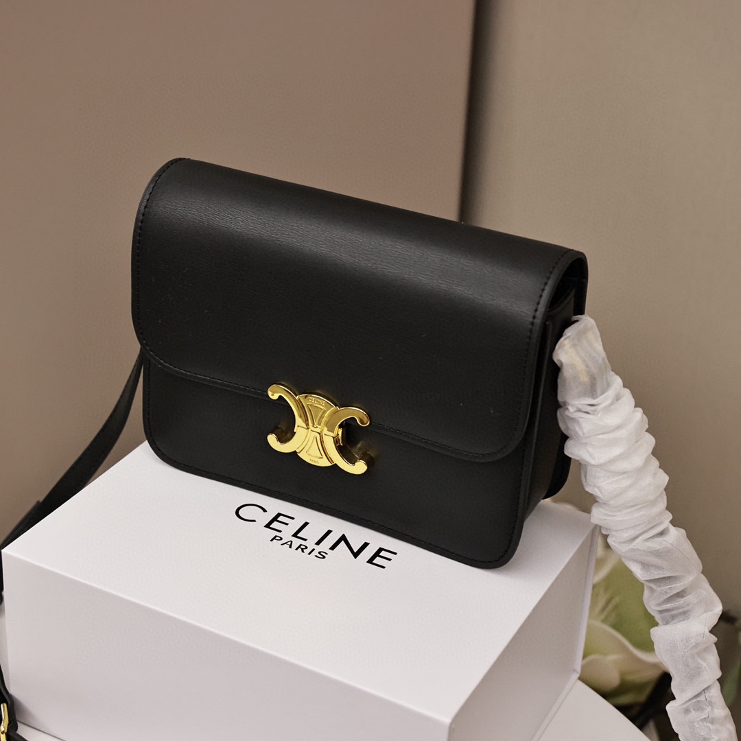 J5   Celine 赛琳凯旋门邮差包