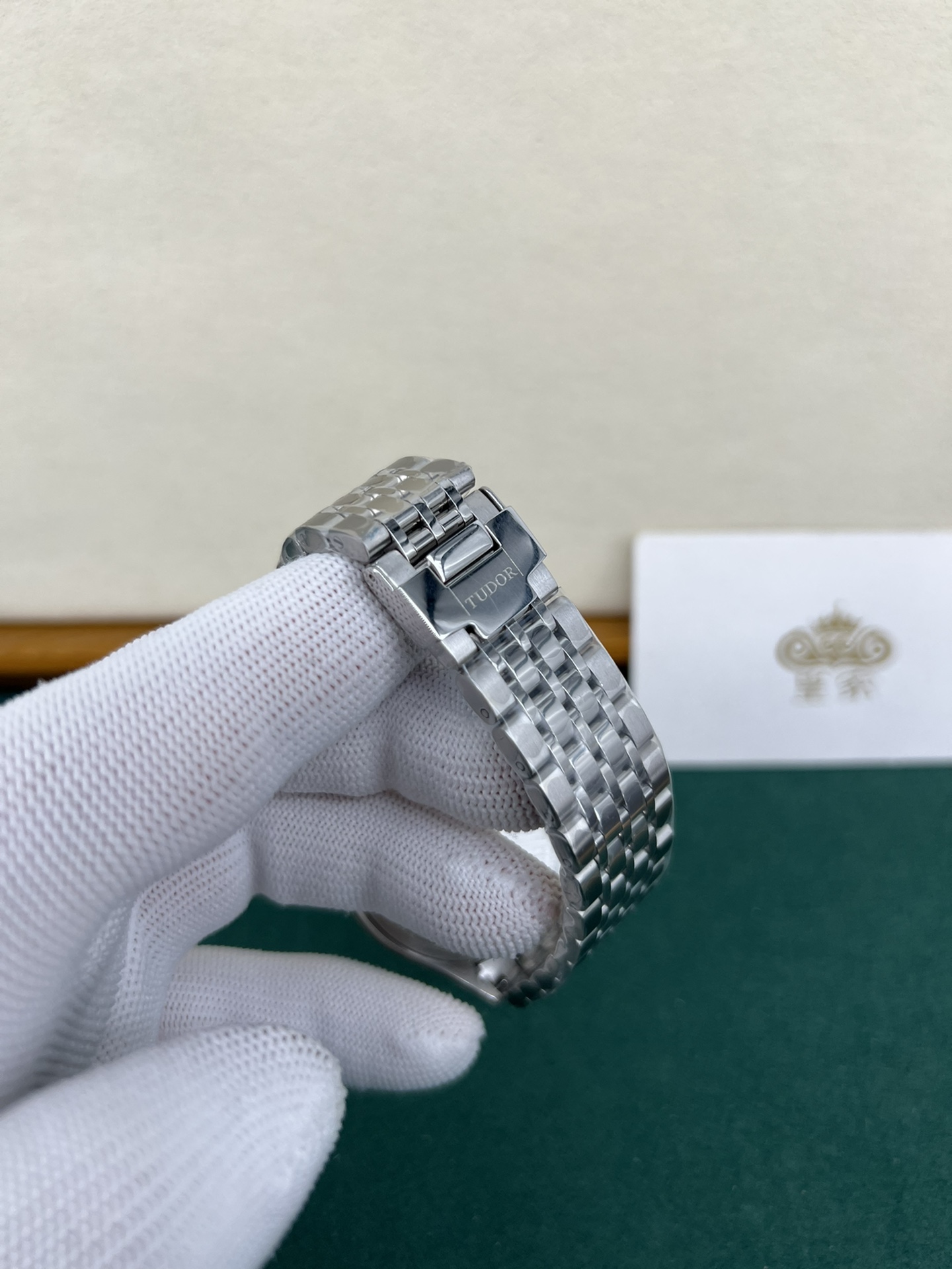 Tudor 皇家 帝舵1926系列，金针6钻