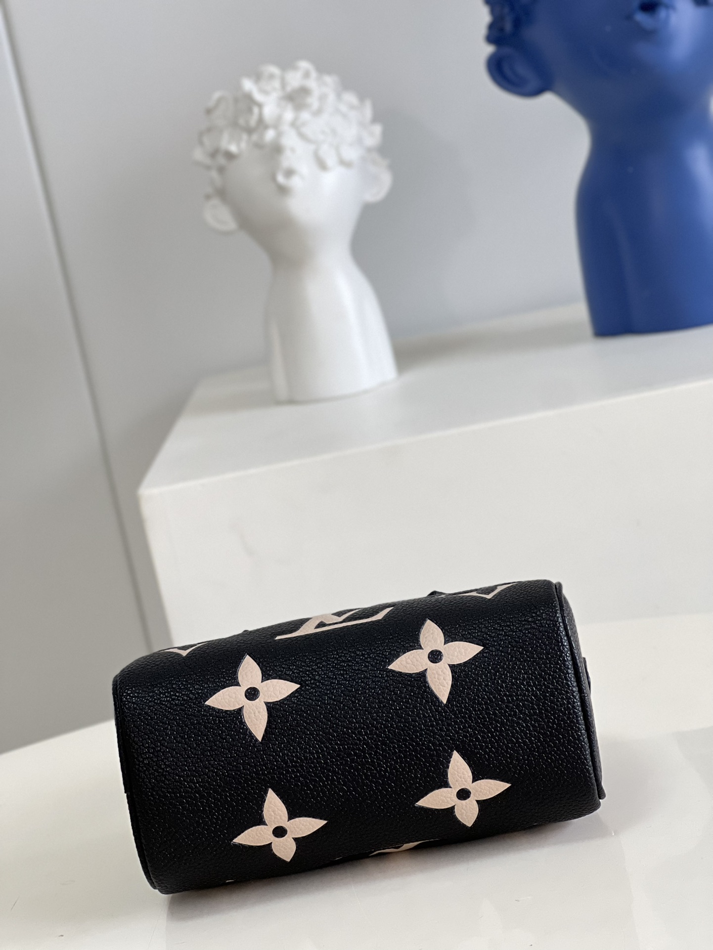 Louis Vuitton Nano Speedy: Mini Black Leather Satchel with Adjustable Strap 5 i1654937139 2047 3