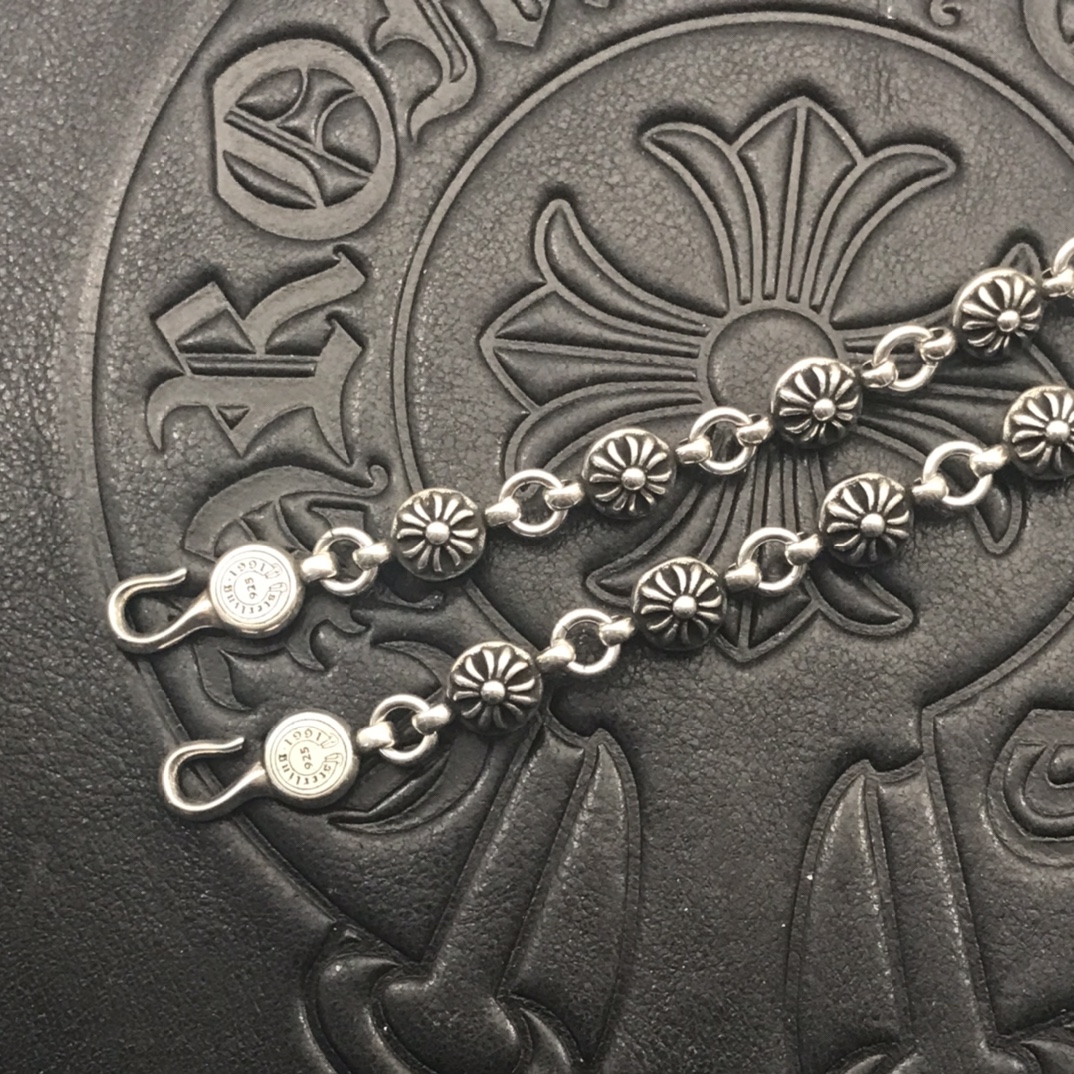 Chrome Hearts 高版本克罗心十字花球手链， 马蹄扣，细节到位，刻字清晰，尺寸17至23可选
