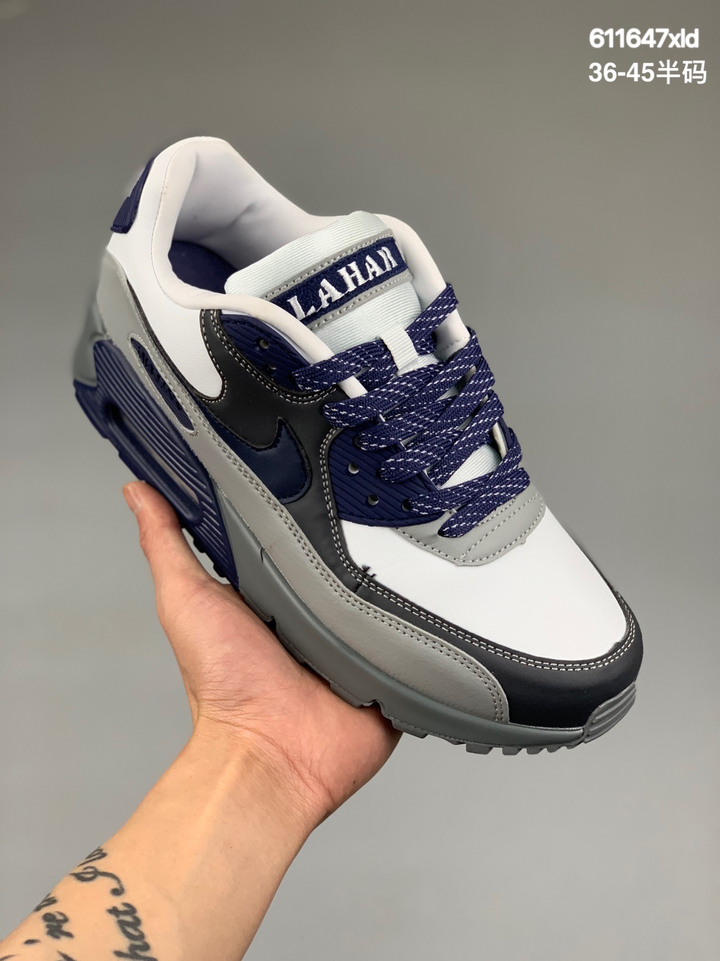 本地
耐克/Nike Air Max 90 Essential