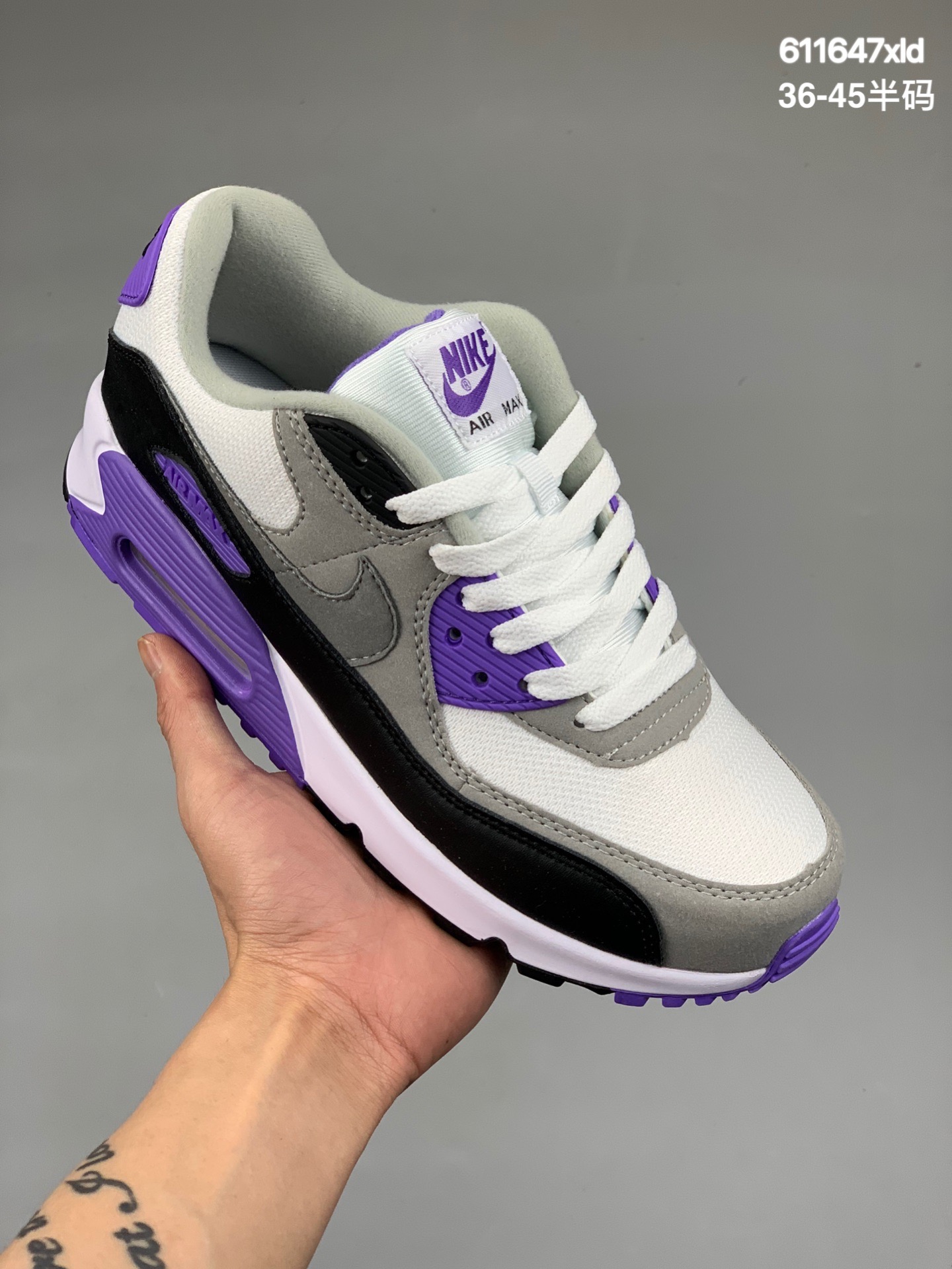 
耐克/Nike Air Max 90 Essential