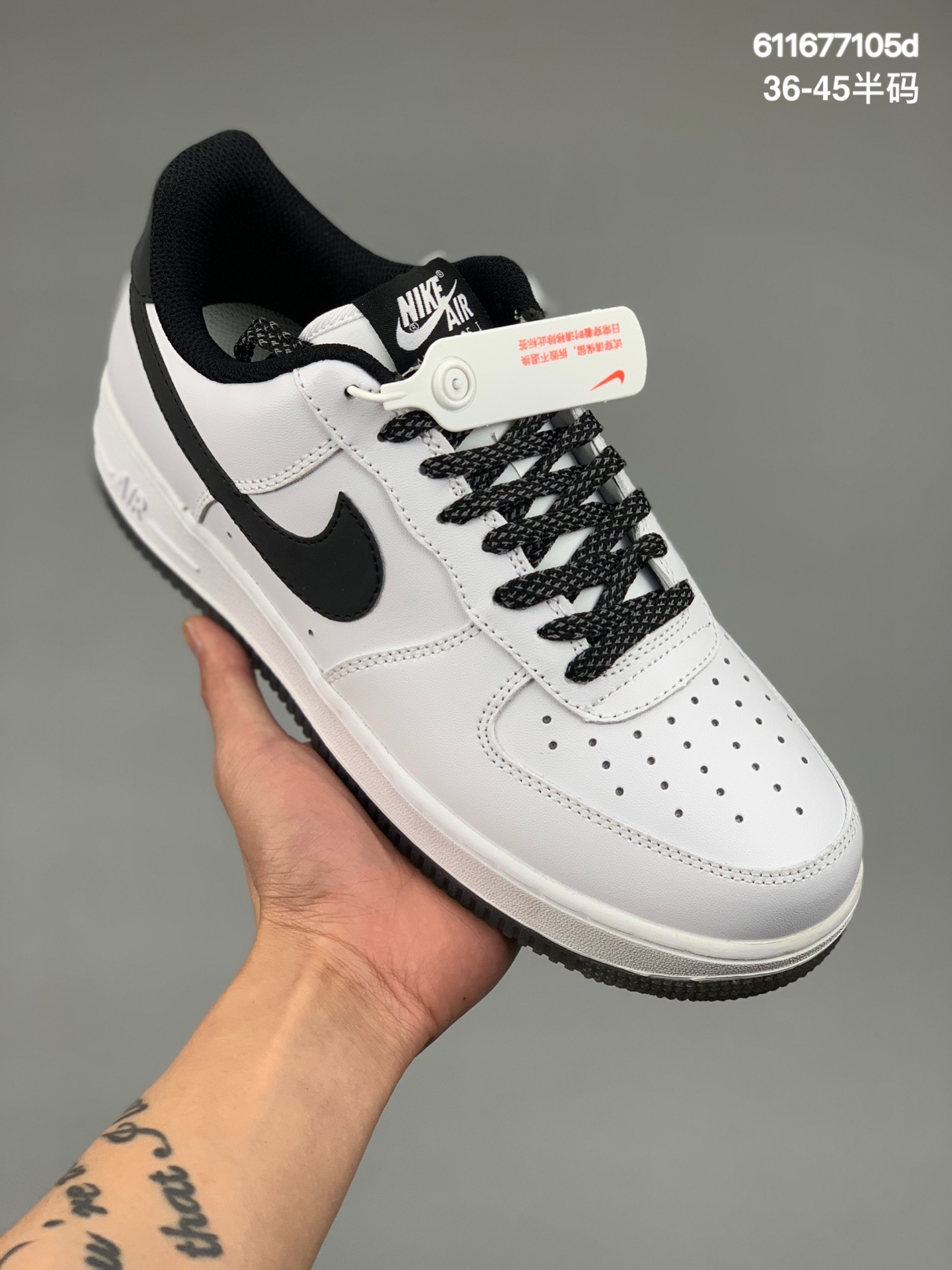 本地
公司级 Nike Air Force 1 Low 空军一号低帮运动休闲板鞋 官方同步 原装级别 原楦头原纸板 打造纯正空军版型#专注外贸渠道 全掌内置蜂窝气垫 #原盒配件 原厂中底钢印、拉帮完美 
货号：FB2364-019
尺码：36-45半码
编码：611677105d