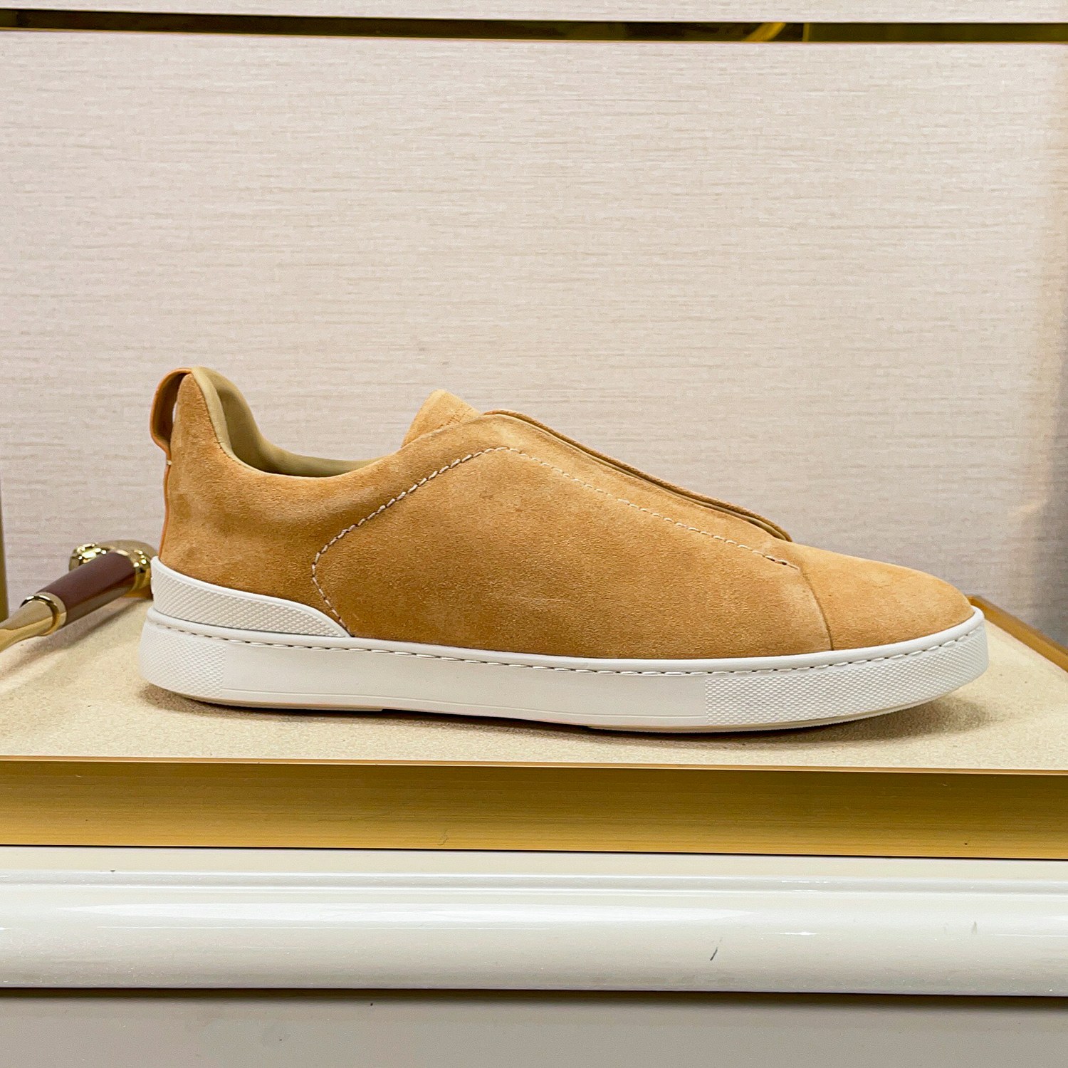 NO:270829,Ermenegildo Zegn* ZEGNA XXX Series 14MILMIL14 Wool TRIPLE STITCH Sneakers This stylish and sustainable Triple Stitch sports shoes flexibly use recycled materials, details: 14milmil14 Wool fabric, neckline plus double-sided high-elastic foam reverse calfskin lining, shoe body microfiber lining. Car midsole cover method. Easy to wear and take off the foot cross elastic band and 3D 