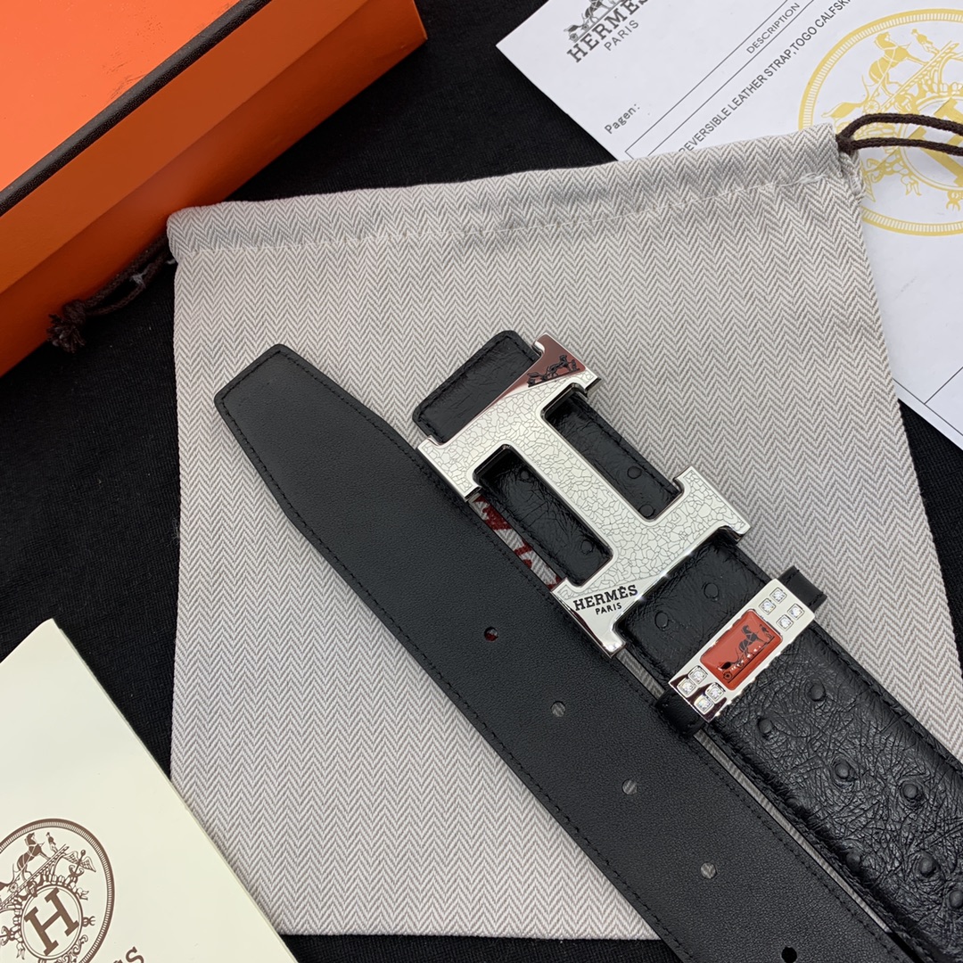 I5   爱马仕男士皮带 ，原厂进口皮，黑色鸵鸟纹头层牛皮，字母内穿精钢五金，宽度3.8cm。  品质如图 皮带